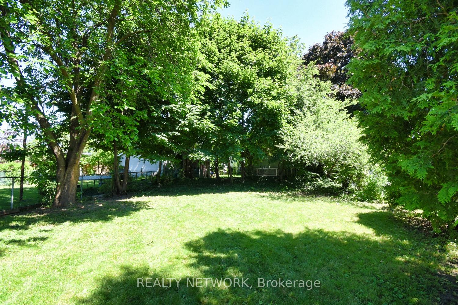 Photo 53 of 31 Russell Street, Hamilton, Eastmount — HOMEH