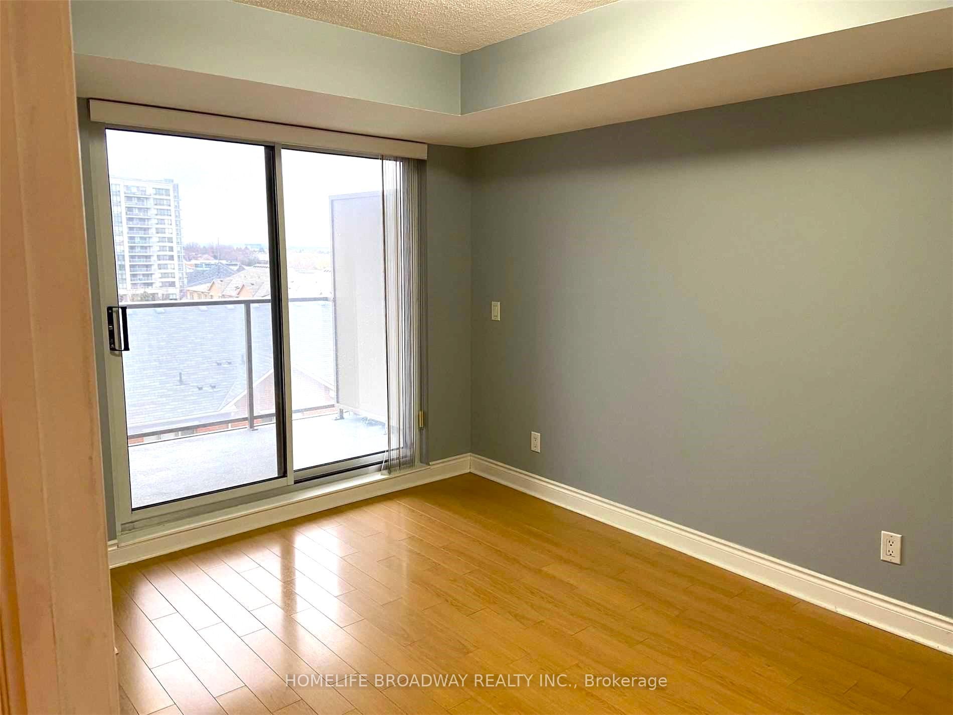 Photo 6 of Unit 701, 39 Galleria Parkway, Markham, Commerce Valley — HOMEH