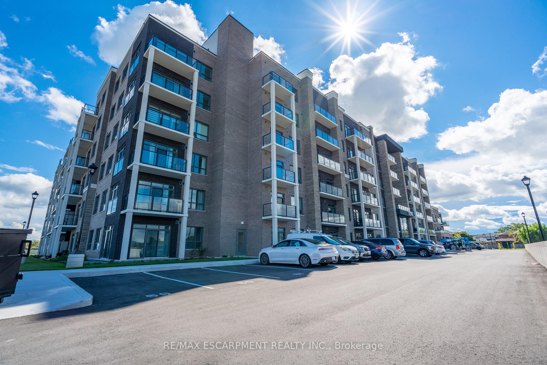 Front of Unit 115, 5055 Greenlane Road W