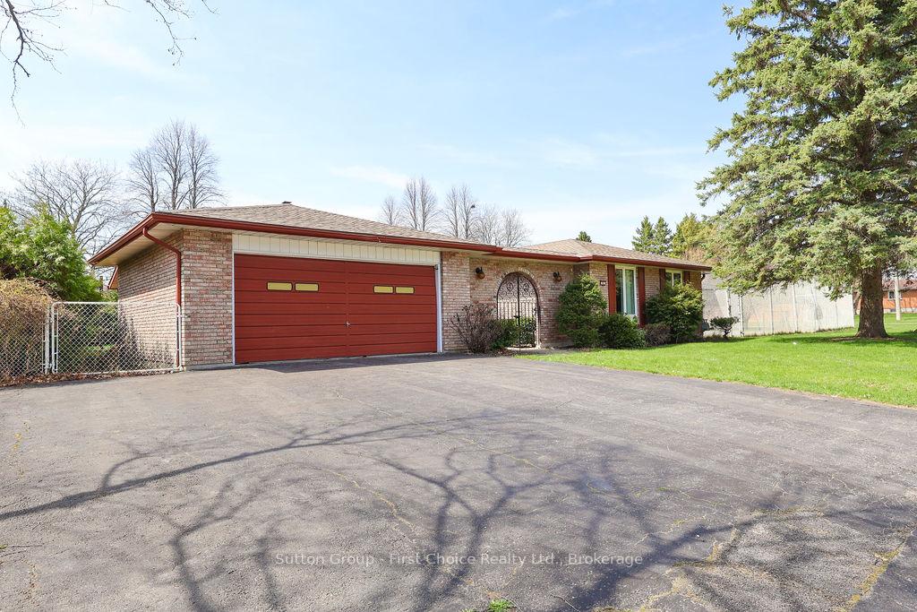 Photo 107 of 96 Graff Avenue, Stratford — HOMEH