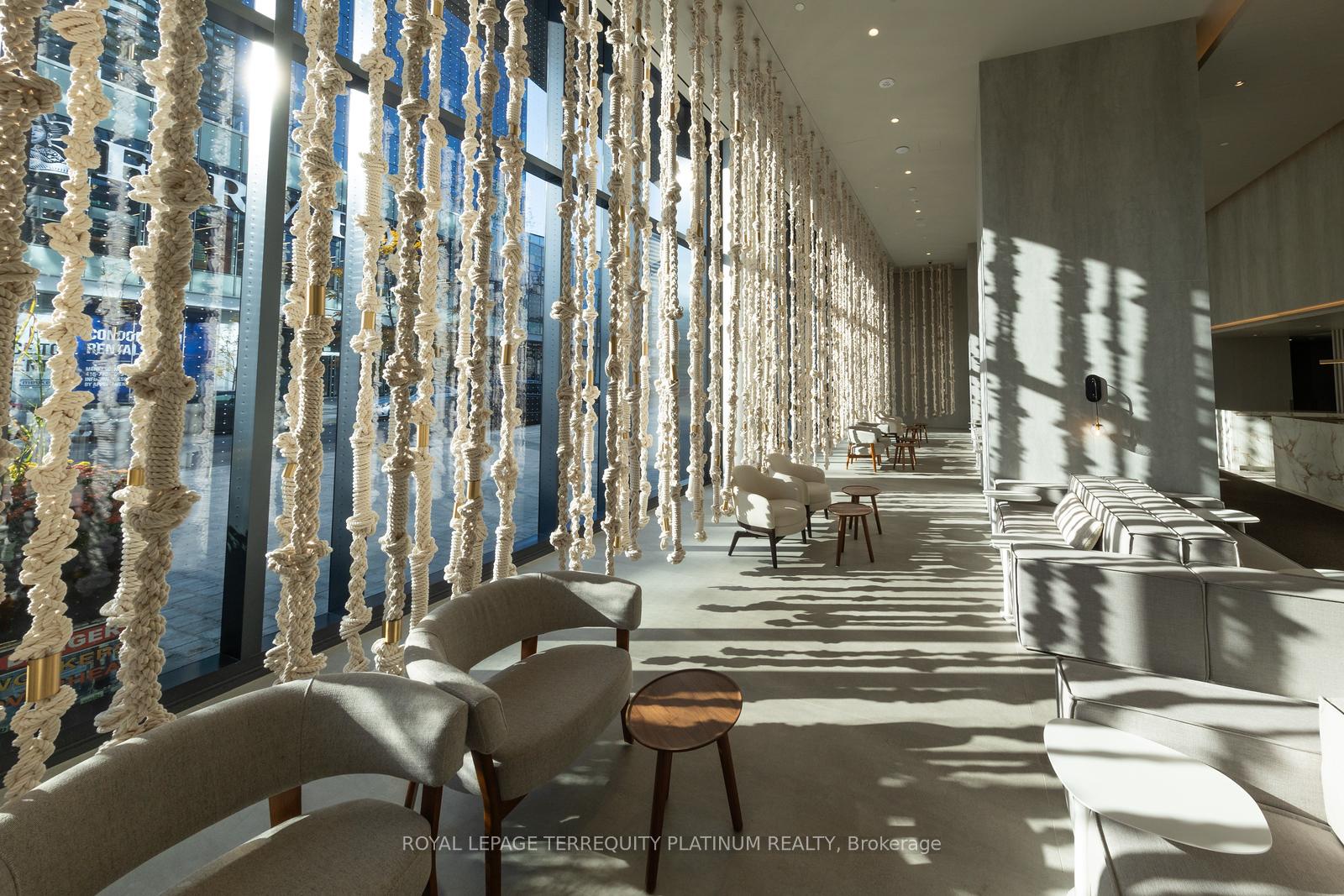 Photo 16 of Unit 4902, 55 Cooper Street, Toronto, Waterfront Communities — HOMEH
