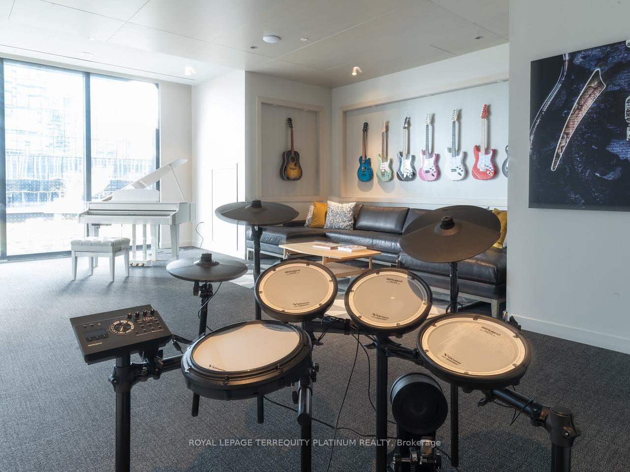 Photo 17 of Unit 4902, 55 Cooper Street, Toronto, Waterfront Communities — HOMEH