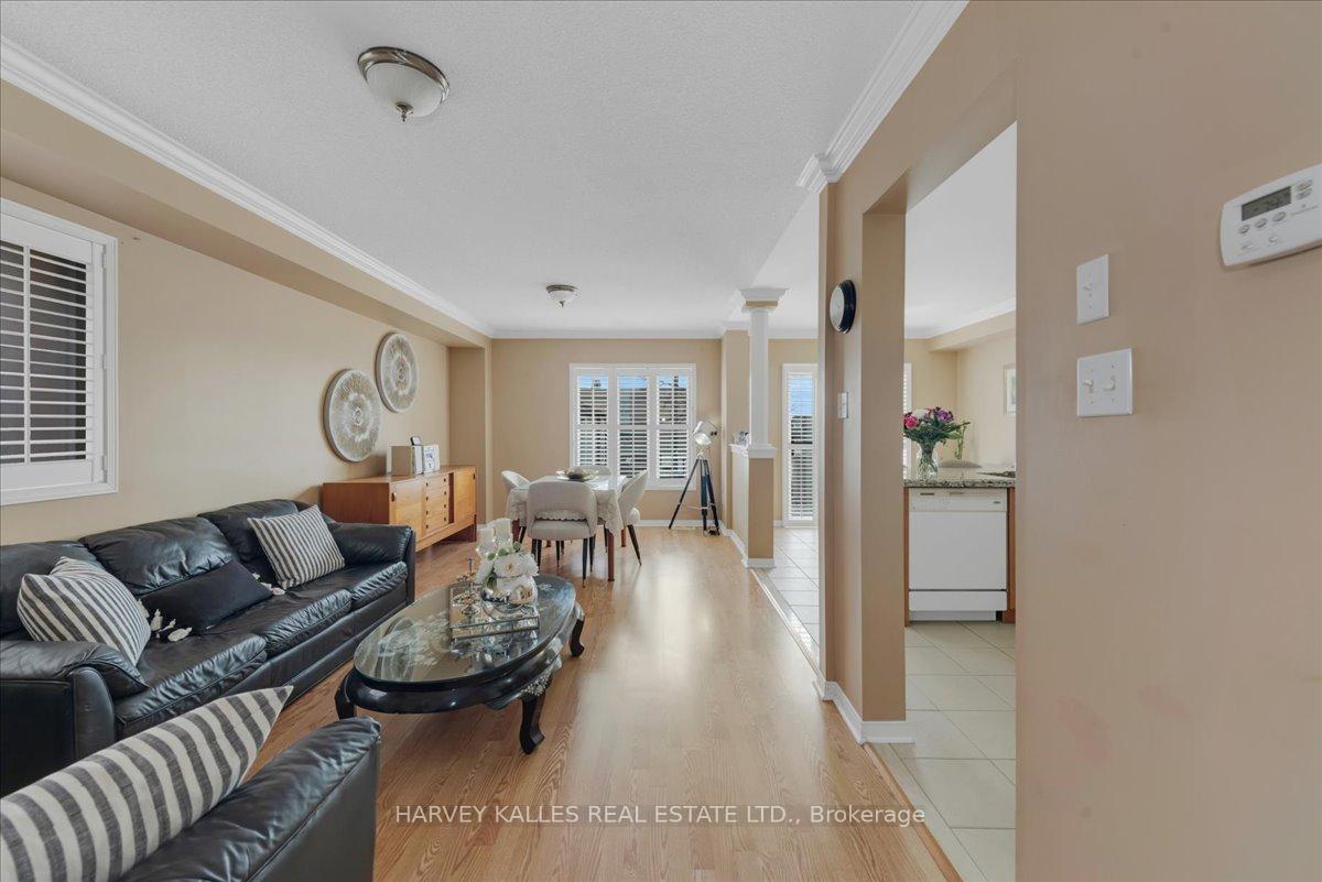 Photo 27 of 98 Trudelle Crescent, Brampton, Fletcher's Meadow — HOMEH