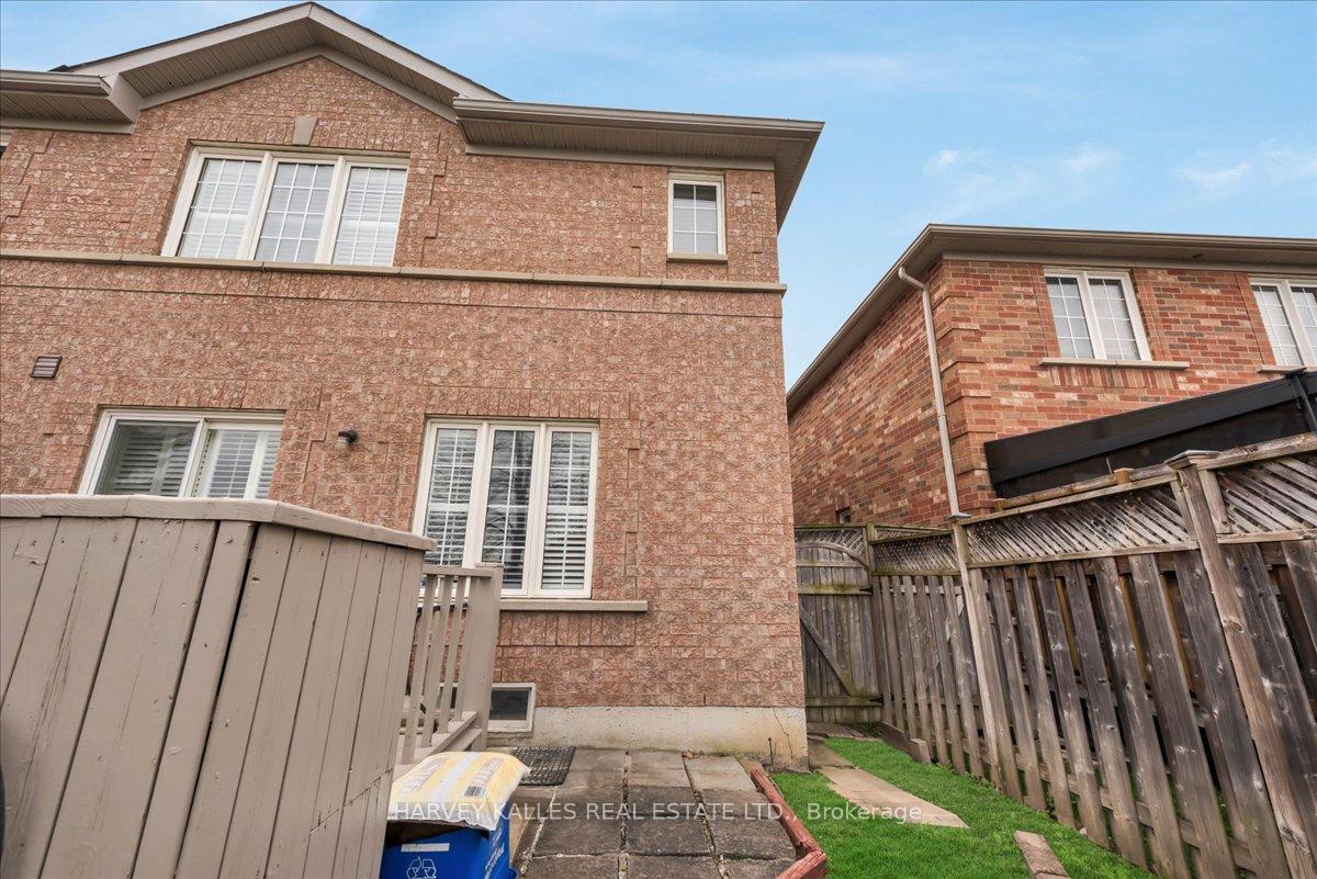 Photo 98 of 98 Trudelle Crescent, Brampton, Fletcher's Meadow — HOMEH