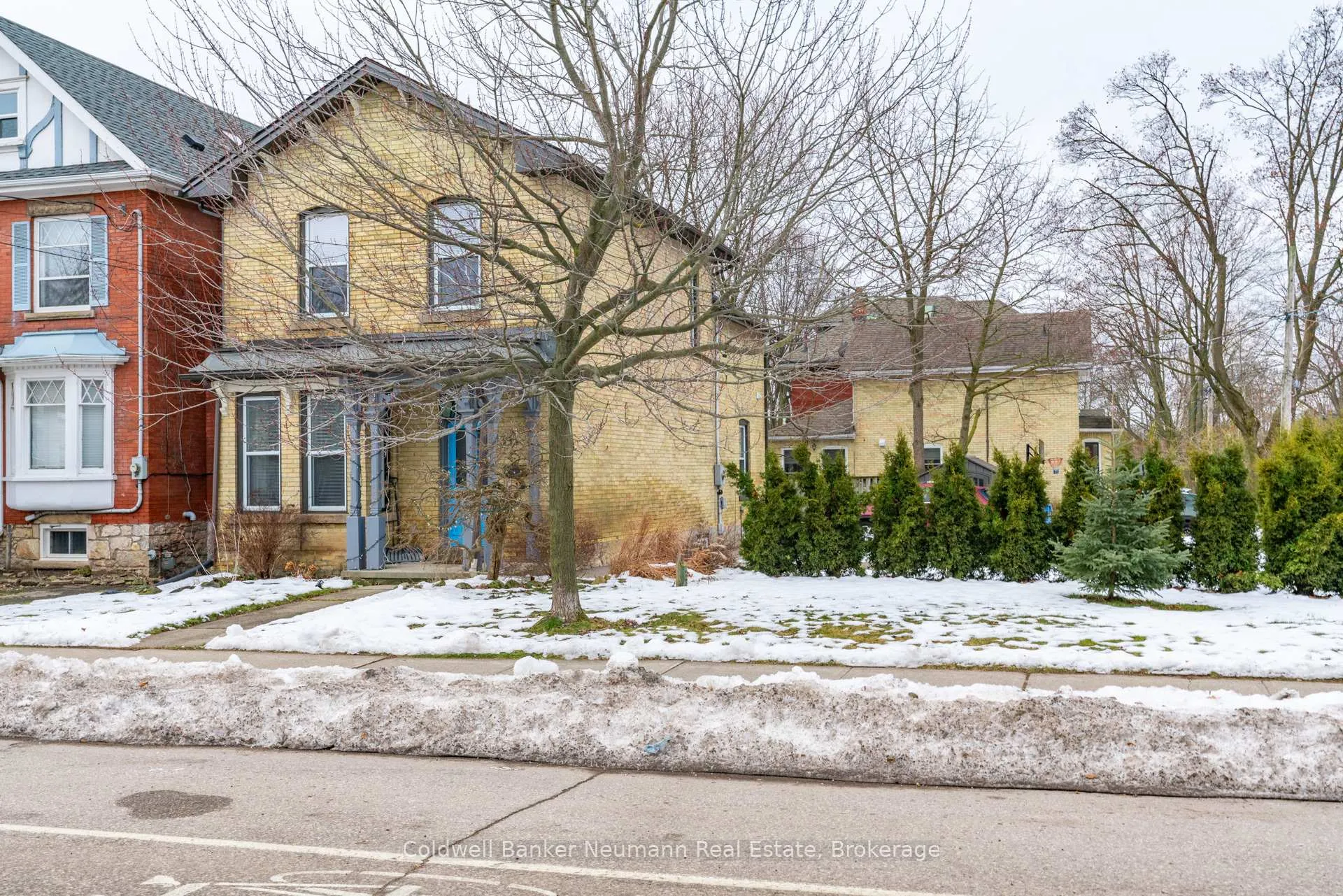 Photo 4 of 394 Woolwich Street, Guelph, Exhibition Park — HOMEH
