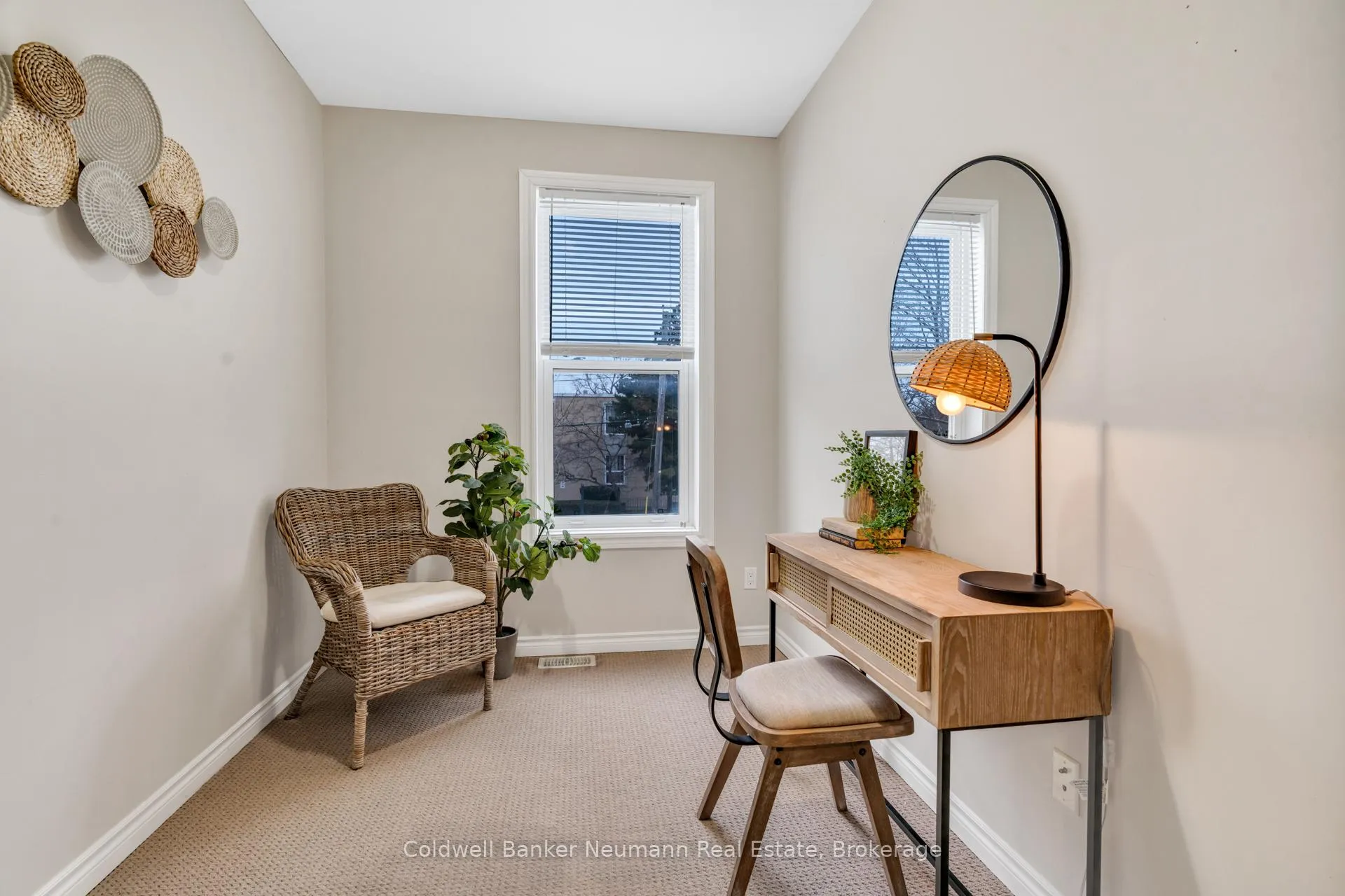 Photo 26 of 394 Woolwich Street, Guelph, Exhibition Park — HOMEH