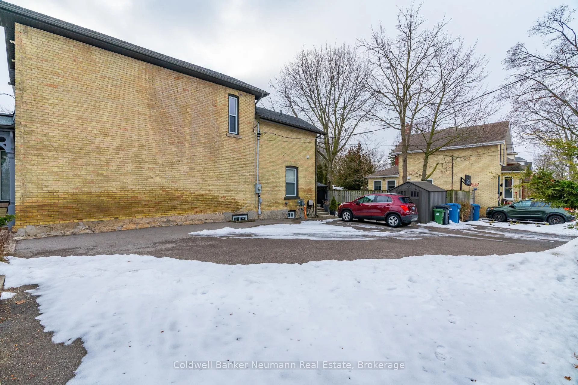 Photo 33 of 394 Woolwich Street, Guelph, Exhibition Park — HOMEH