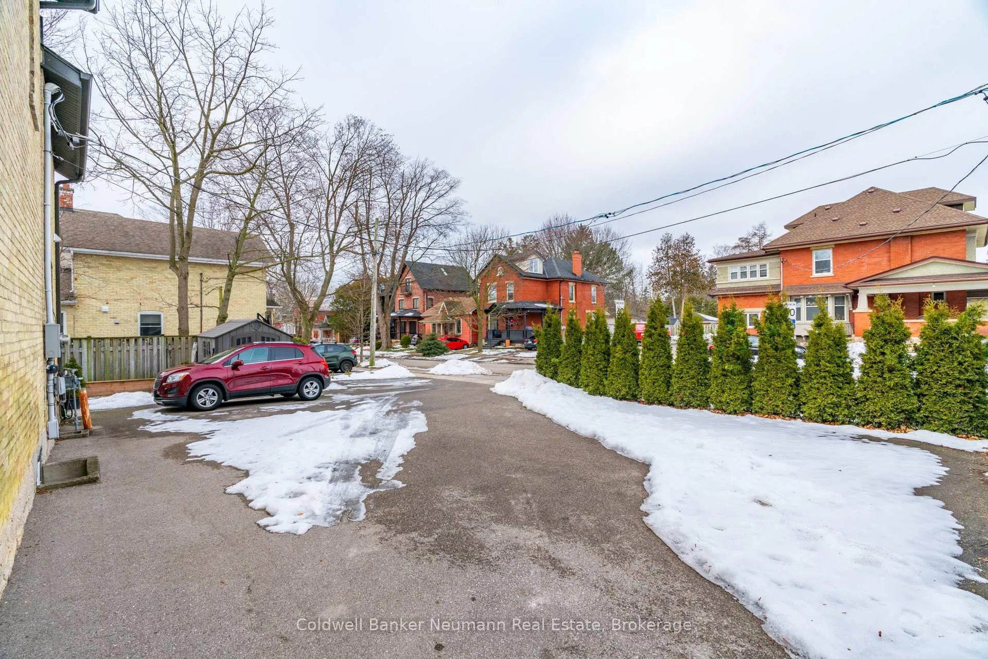 Photo 34 of 394 Woolwich Street, Guelph, Exhibition Park — HOMEH