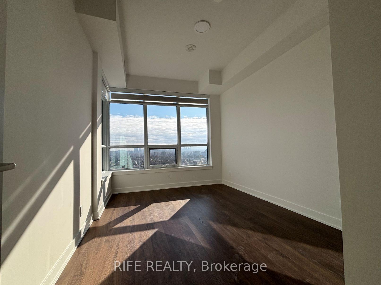 Photo 5 of Unit B2301, 50 Upper Mall Way, Vaughan, Brownridge — HOMEH