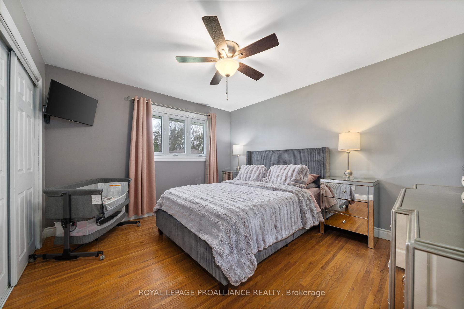Photo 18 of 37 Applewood Drive, Belleville — HOMEH