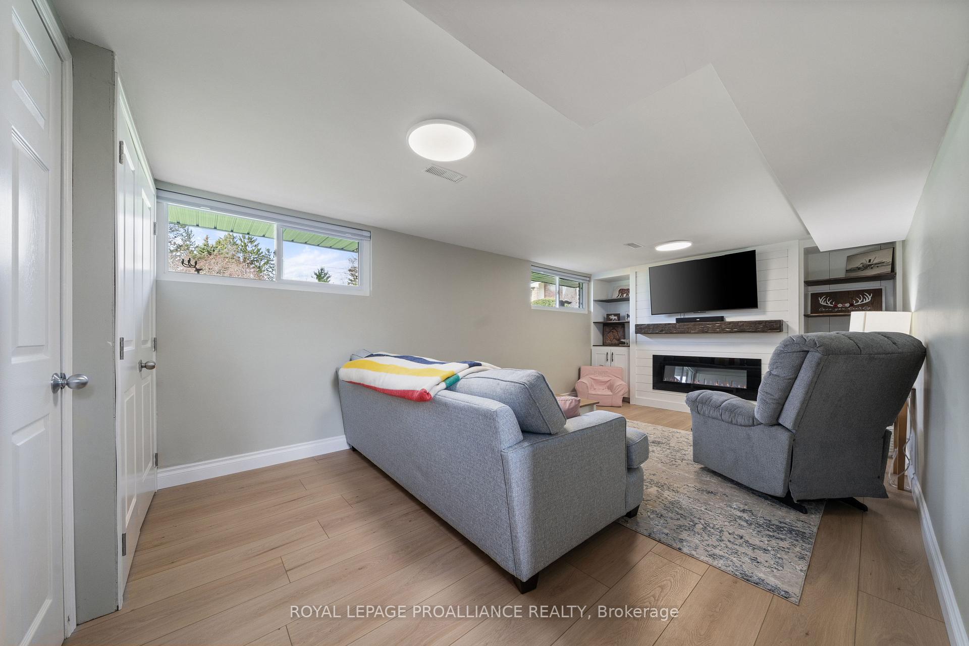 Photo 26 of 37 Applewood Drive, Belleville — HOMEH