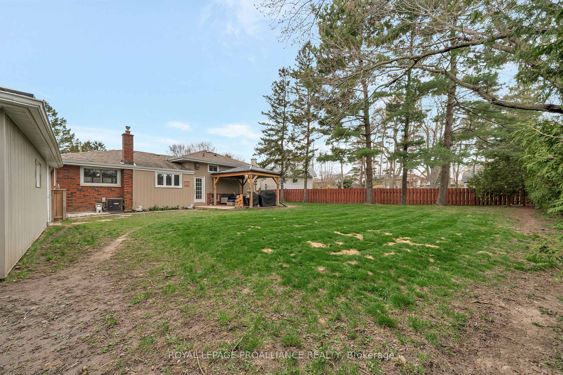 Photo 37 of 37 Applewood Drive, Belleville — HOMEH