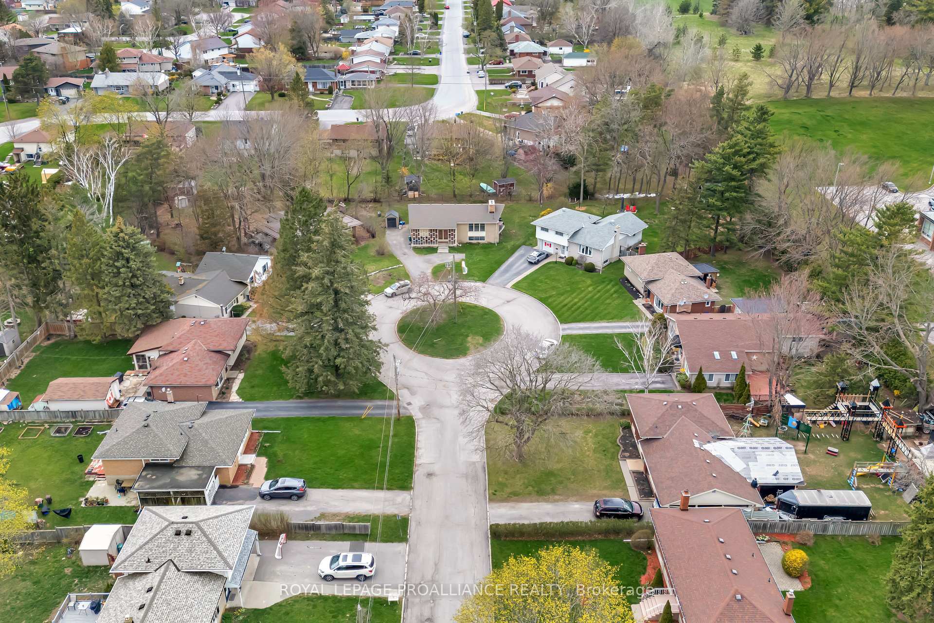 Photo 41 of 37 Applewood Drive, Belleville — HOMEH