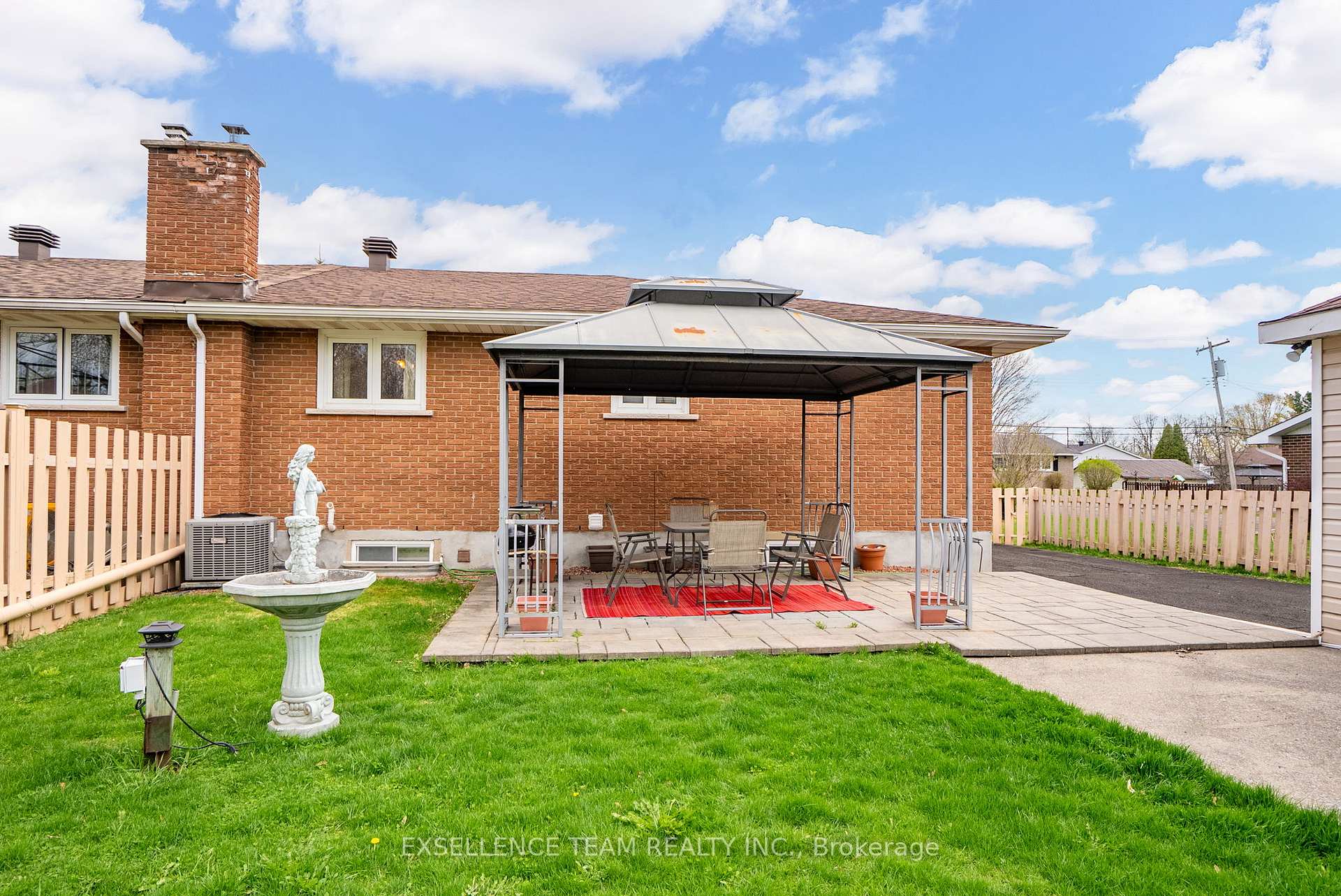 Photo 5 of 413 Mercier Avenue, Cornwall — HOMEH