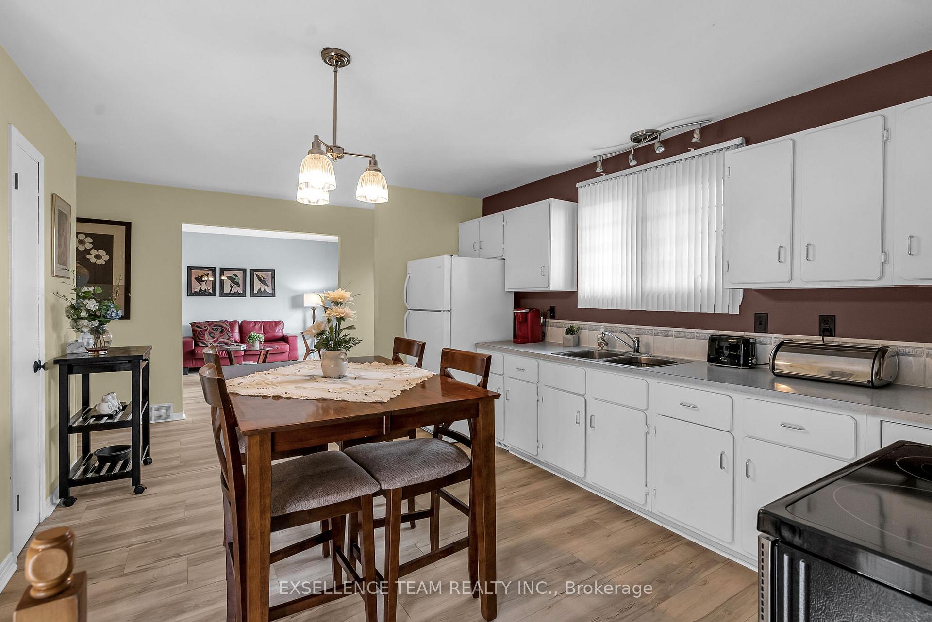 Photo 6 of 413 Mercier Avenue, Cornwall — HOMEH