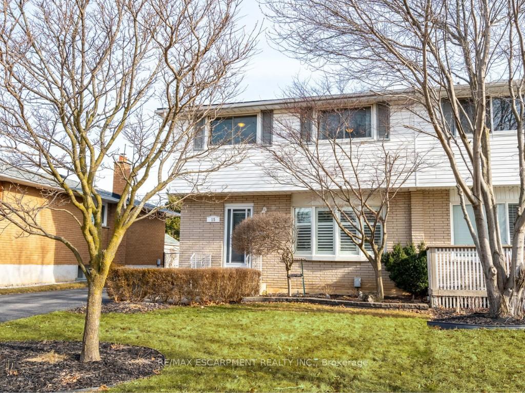 Photo 2 of 15 Elford Crescent, Hamilton, Vincent — HOMEH