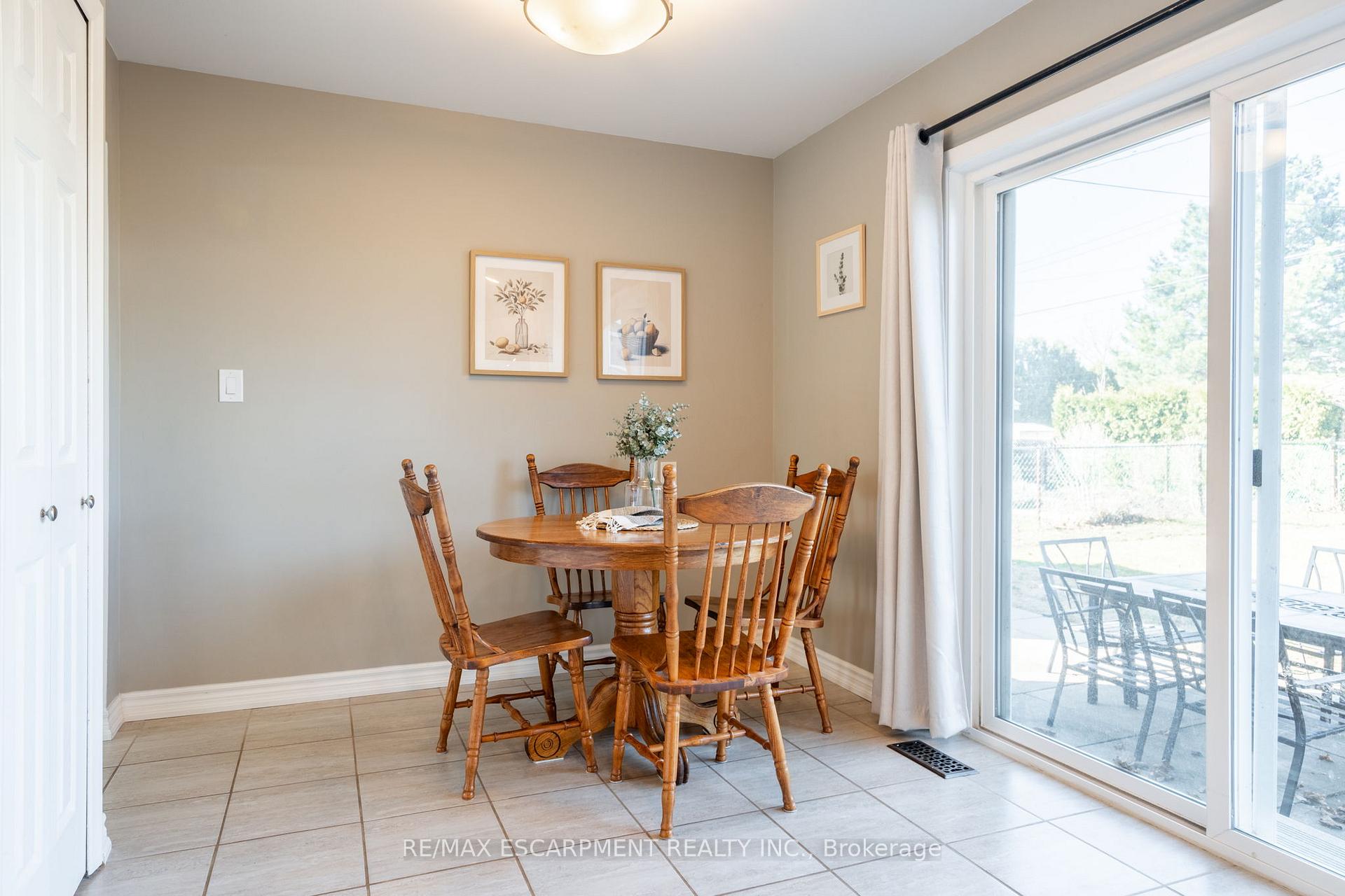 Photo 16 of 15 Elford Crescent, Hamilton, Vincent — HOMEH