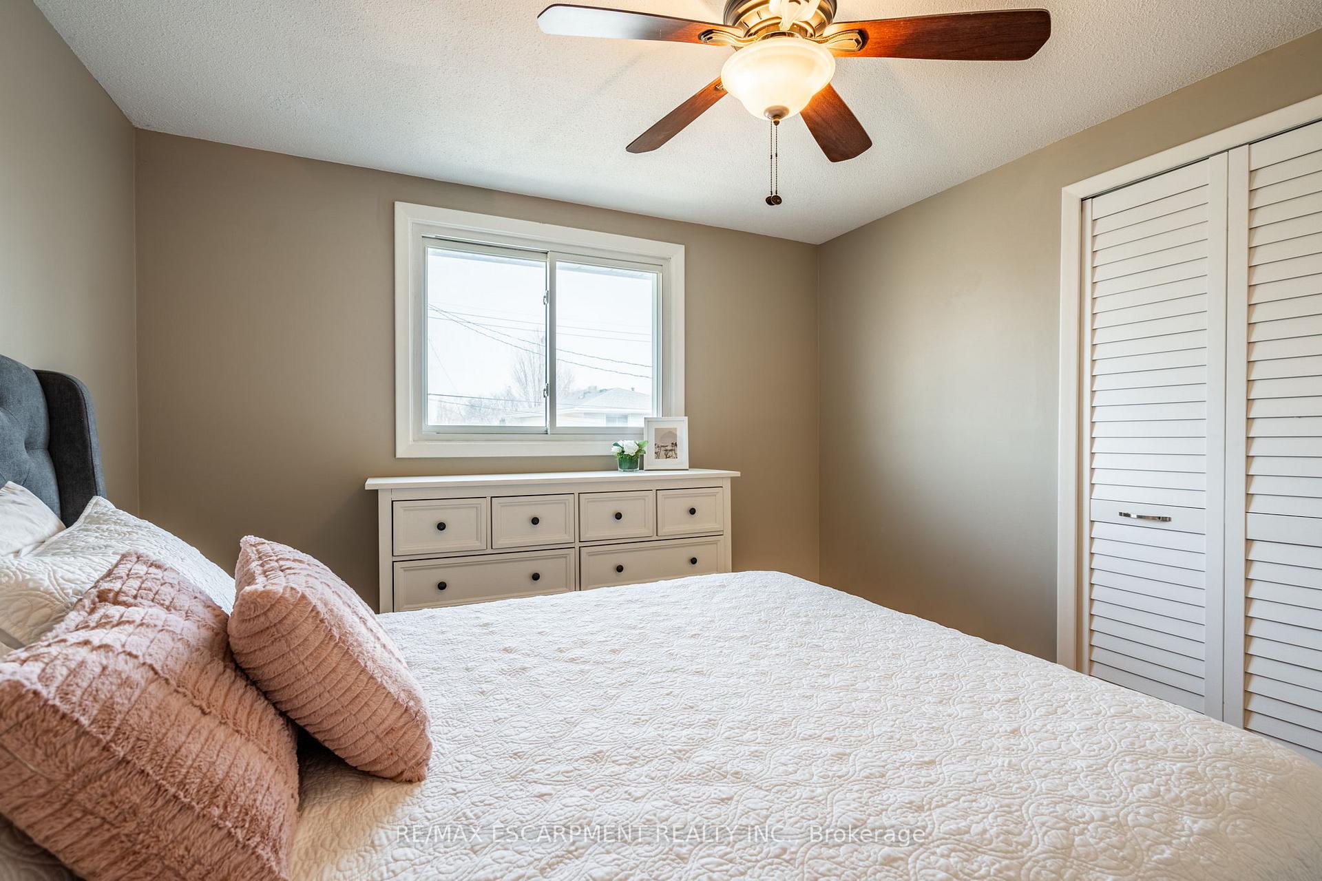 Photo 22 of 15 Elford Crescent, Hamilton, Vincent — HOMEH