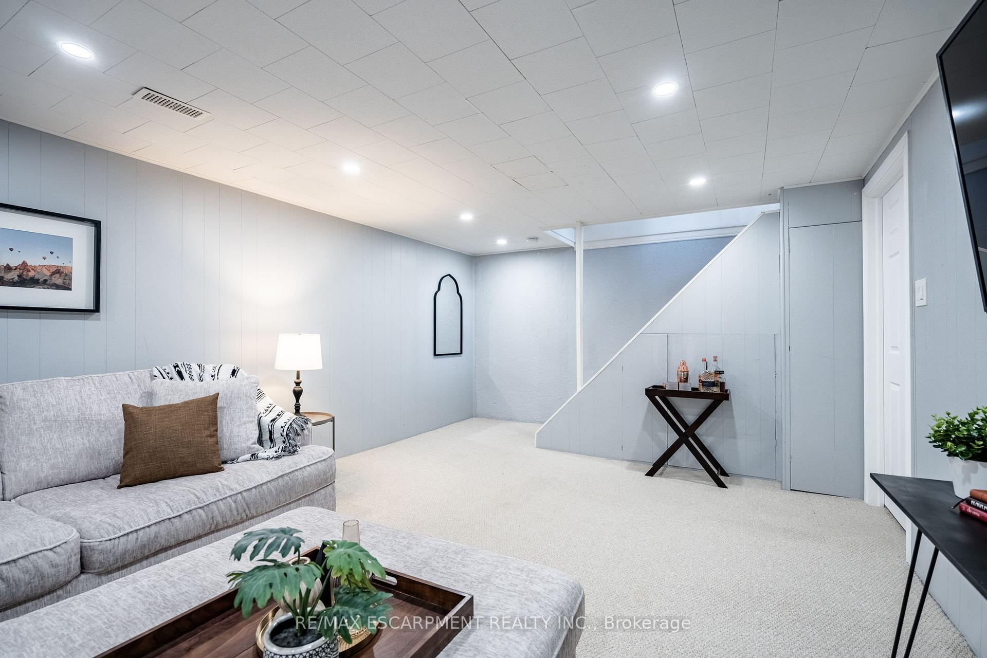 Photo 35 of 15 Elford Crescent, Hamilton, Vincent — HOMEH