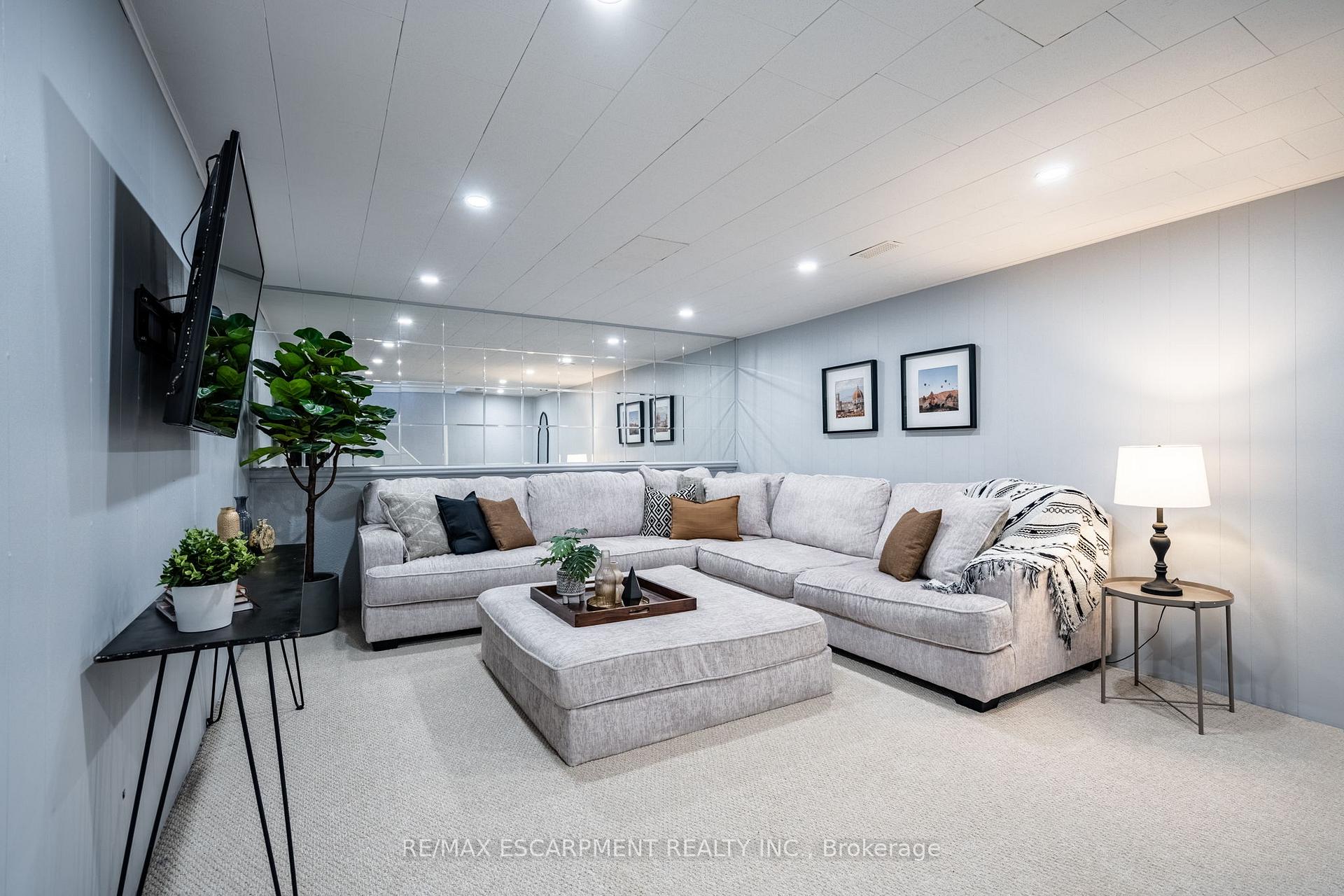 Photo 36 of 15 Elford Crescent, Hamilton, Vincent — HOMEH