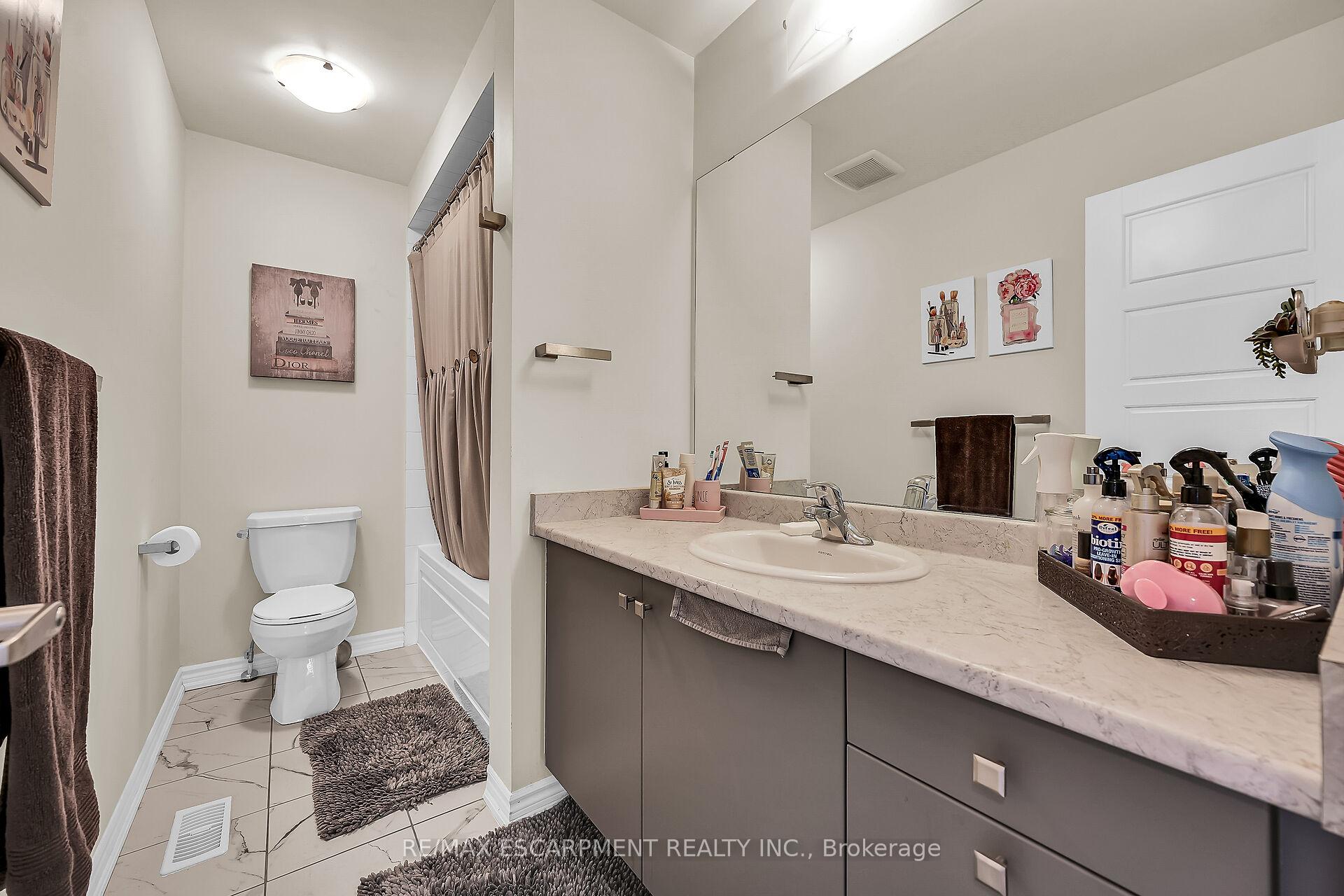Photo 30 of 14 Oaktree Drive, Haldimand — HOMEH