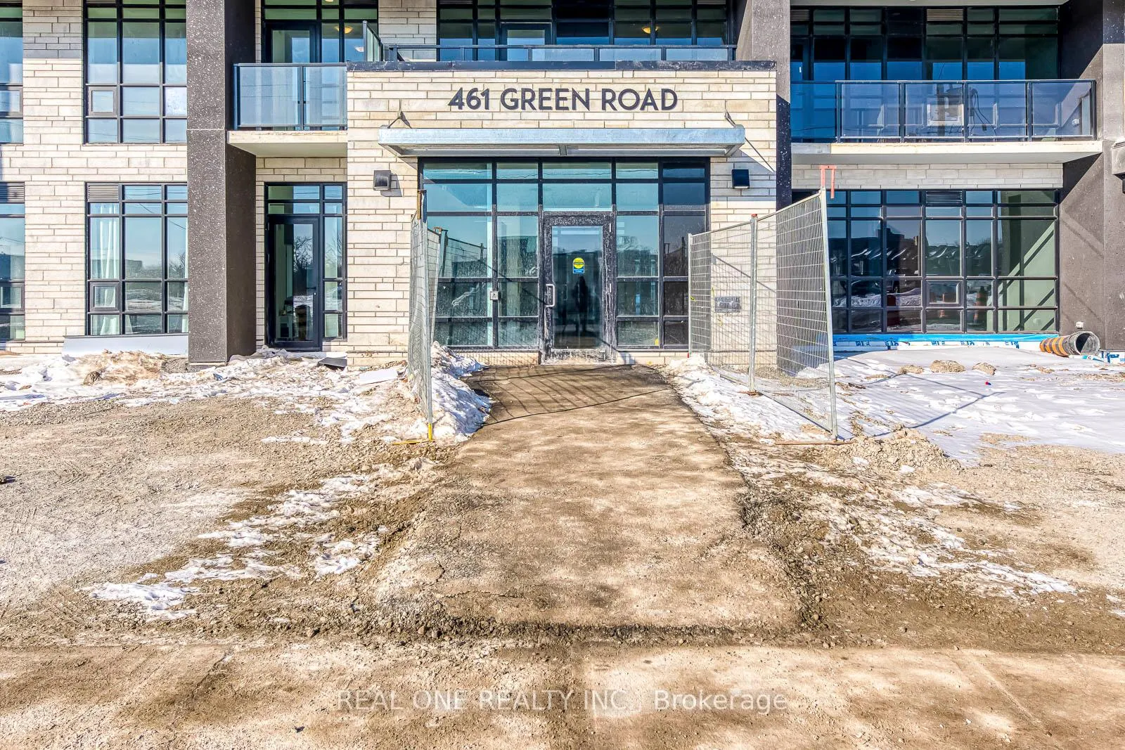 Photo 4 of Unit 806, 461 Green Road, Hamilton, Lakeshore — HOMEH