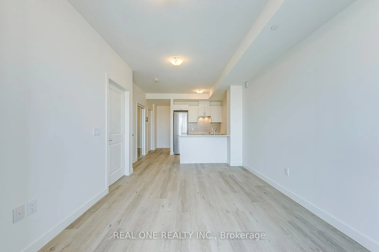 Photo 22 of Unit 806, 461 Green Road, Hamilton, Lakeshore — HOMEH