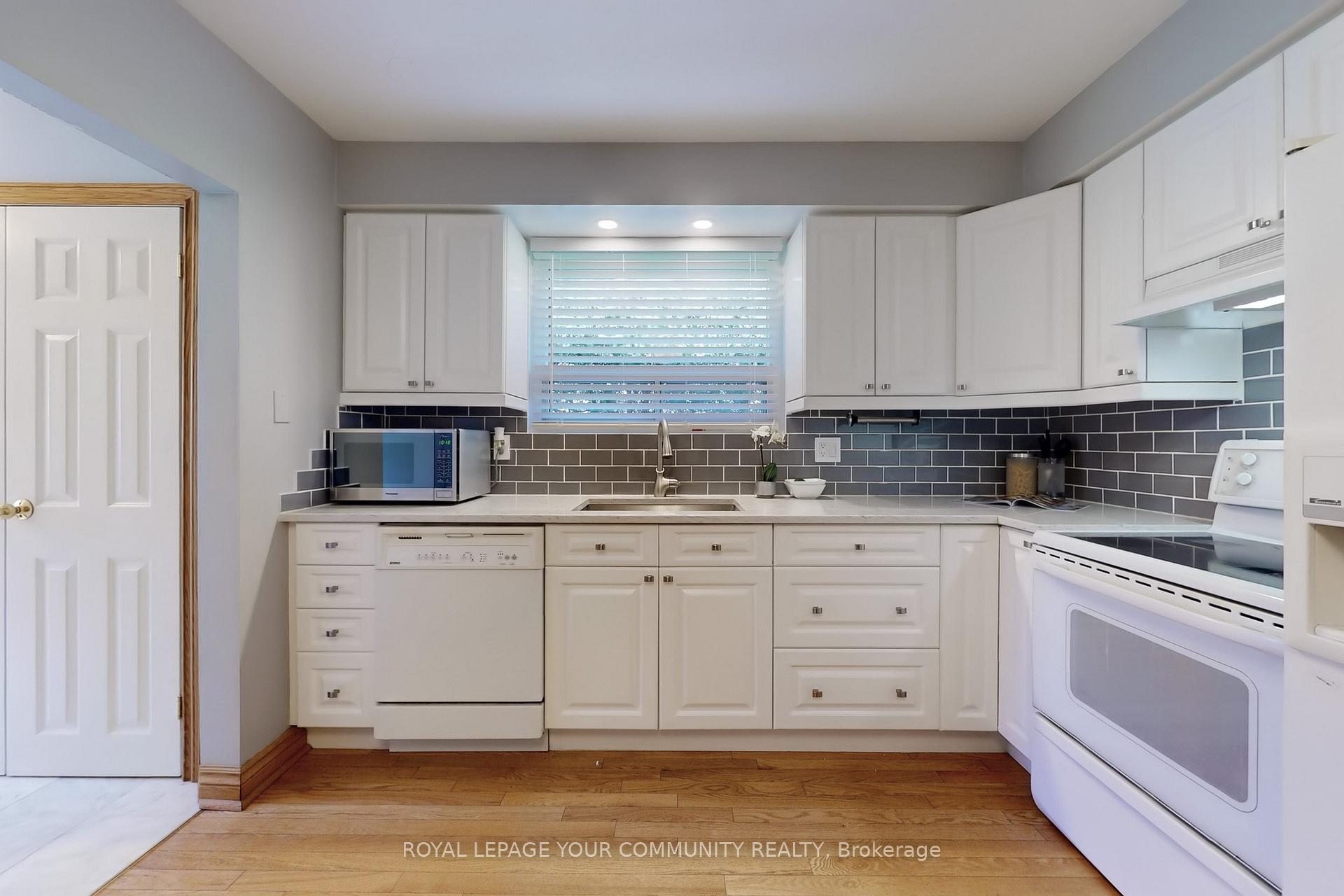 Photo 13 of 52 Colonsay Road, Markham, Royal Orchard — HOMEH
