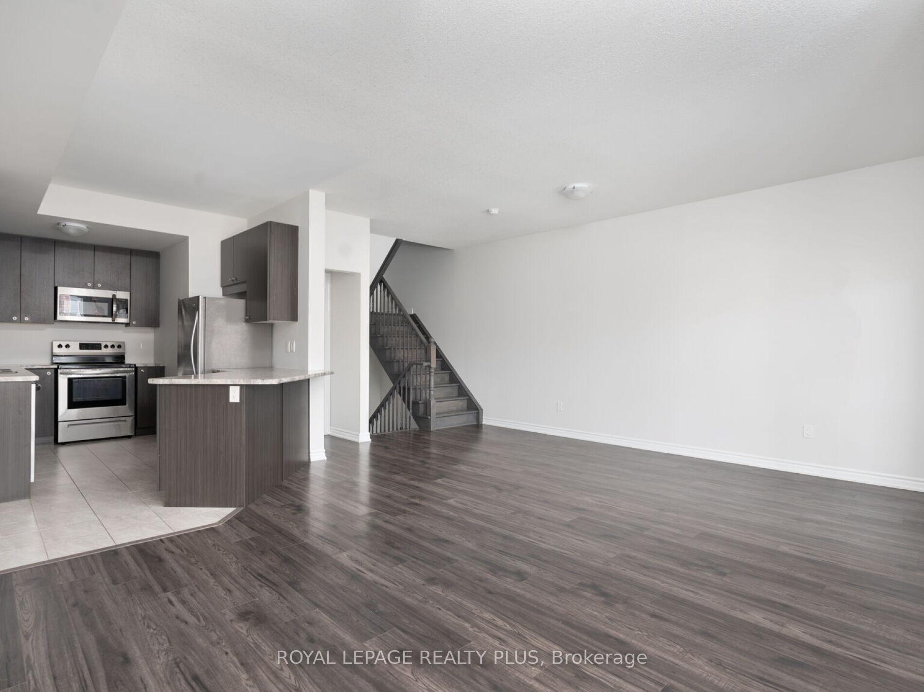 Photo 10 of Unit 26, 219 Dundas Street, Hamilton, Waterdown — HOMEH