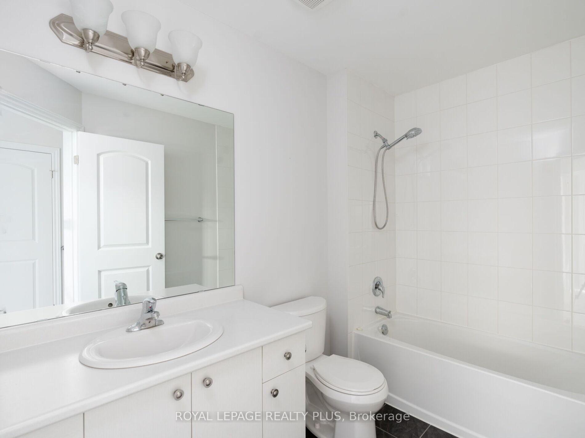 Photo 23 of Unit 26, 219 Dundas Street, Hamilton, Waterdown — HOMEH