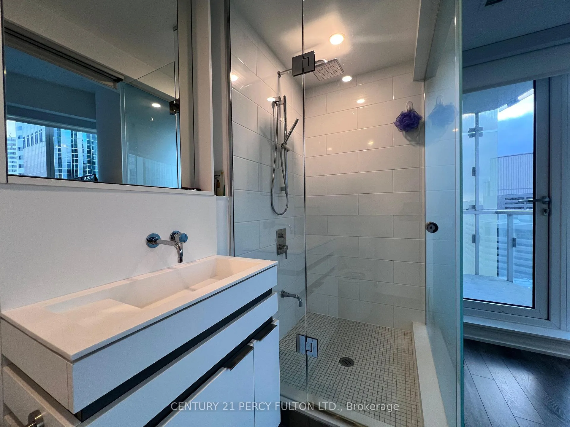 Photo 9 of Unit 1312, 197 Yonge Street, Toronto, Church-Yonge Corridor — HOMEH