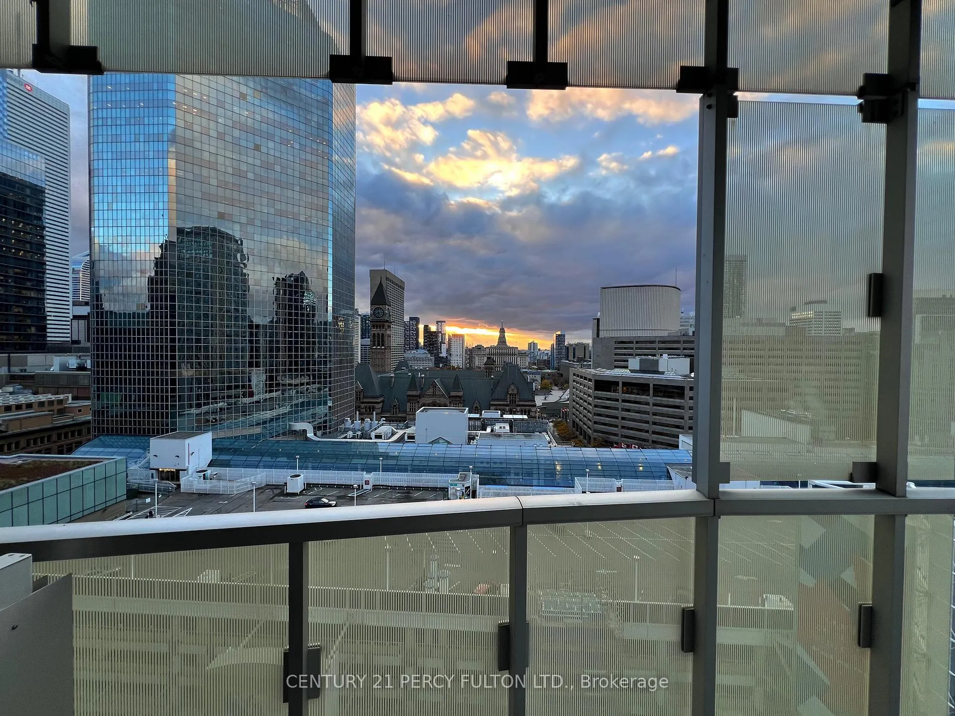 Photo 16 of Unit 1312, 197 Yonge Street, Toronto, Church-Yonge Corridor — HOMEH