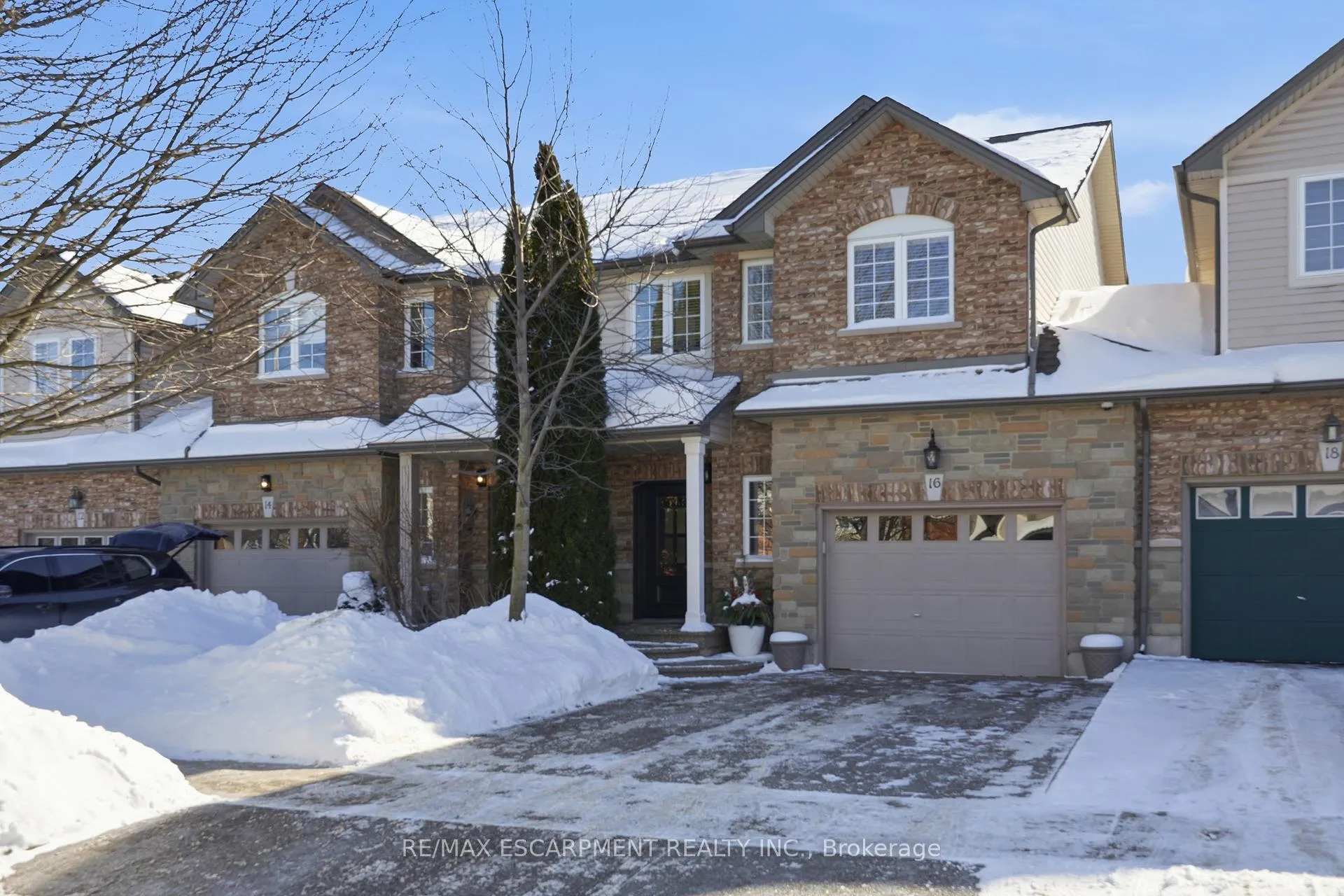 Photo 1 of 16 Olivia Place, Hamilton, Meadowlands — HOMEH