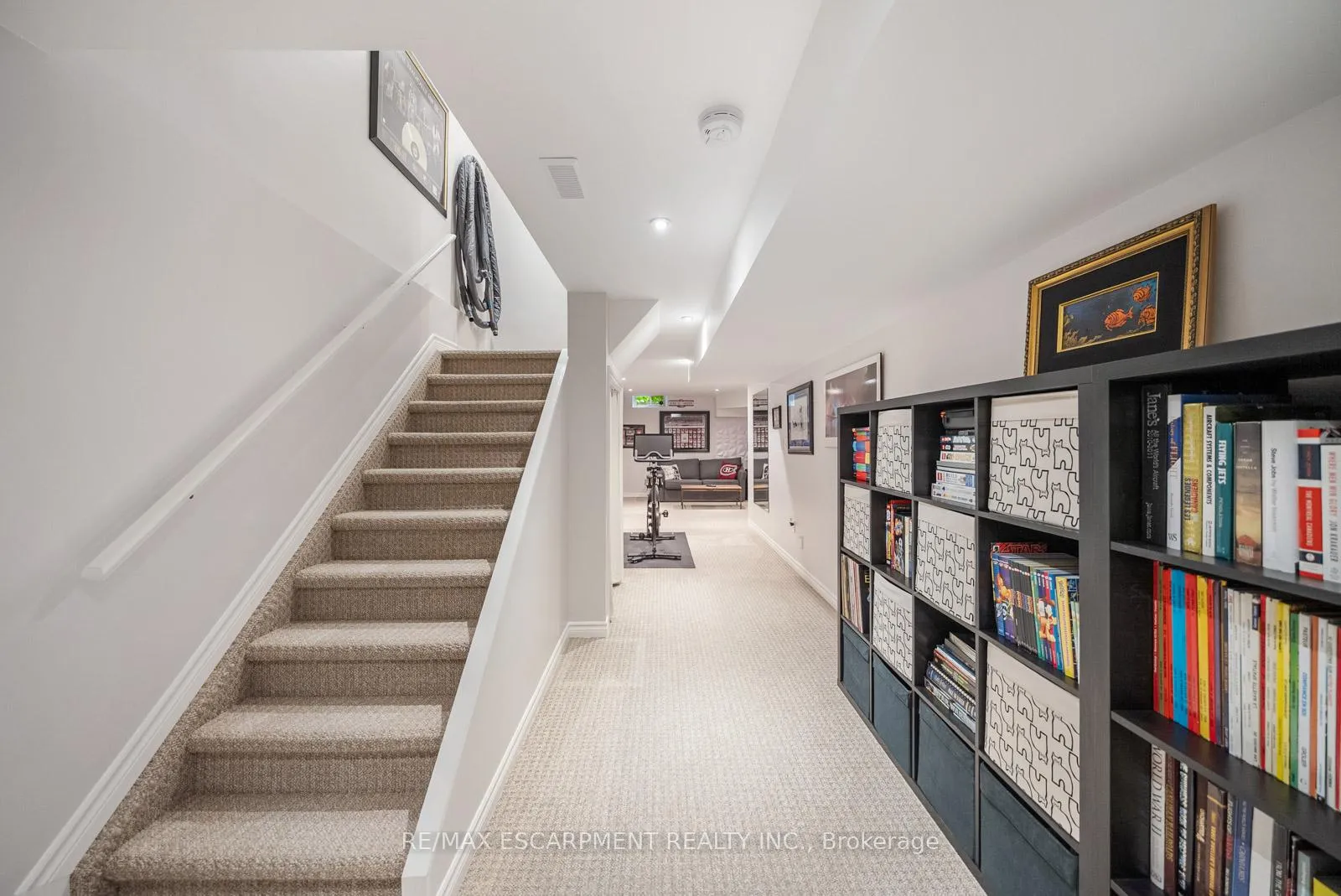 Photo 5 of 16 Olivia Place, Hamilton, Meadowlands — HOMEH
