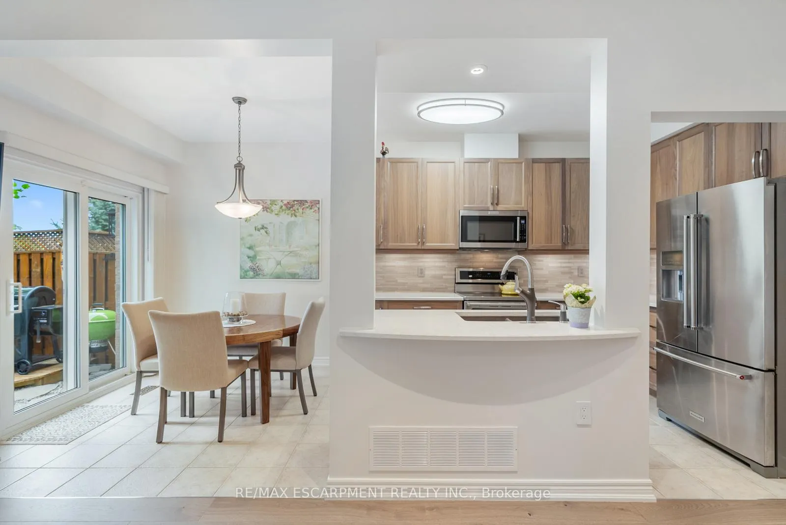 Photo 15 of 16 Olivia Place, Hamilton, Meadowlands — HOMEH