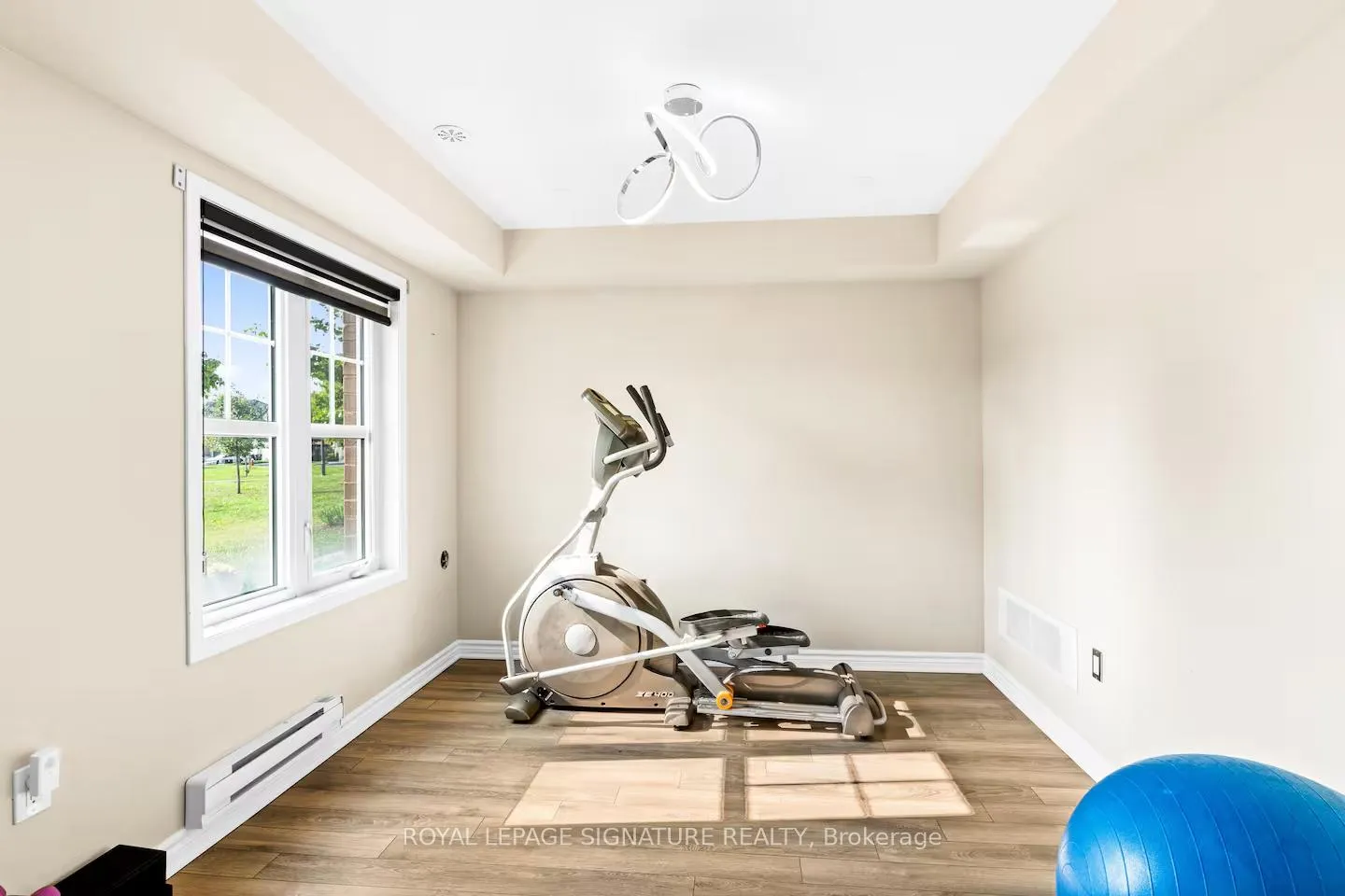 Photo 16 of 11 Eckford Lane, Brampton, Northwest Brampton — HOMEH