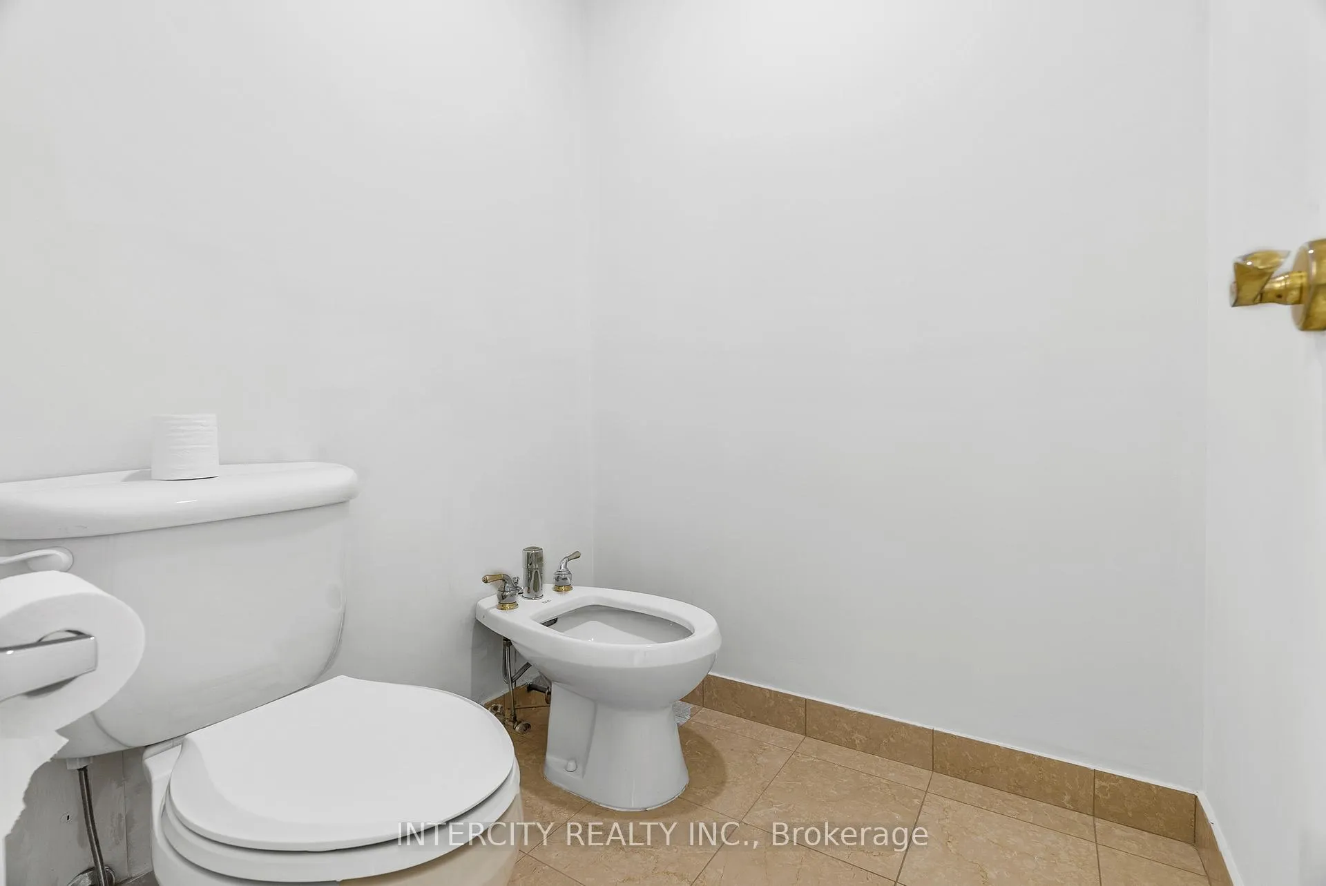 Photo 19 of Unit 607, 1 Cordoba Drive, Vaughan, Lakeview Estates — HOMEH