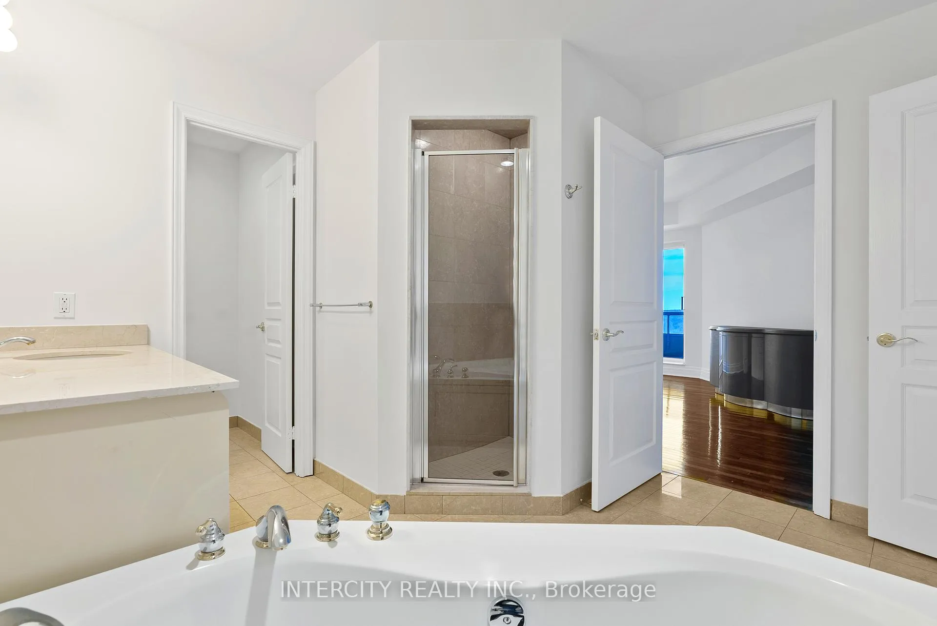 Photo 20 of Unit 607, 1 Cordoba Drive, Vaughan, Lakeview Estates — HOMEH
