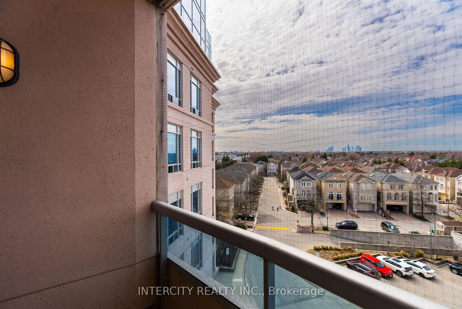Photo 24 of Unit 607, 1 Cordoba Drive, Vaughan, Lakeview Estates — HOMEH