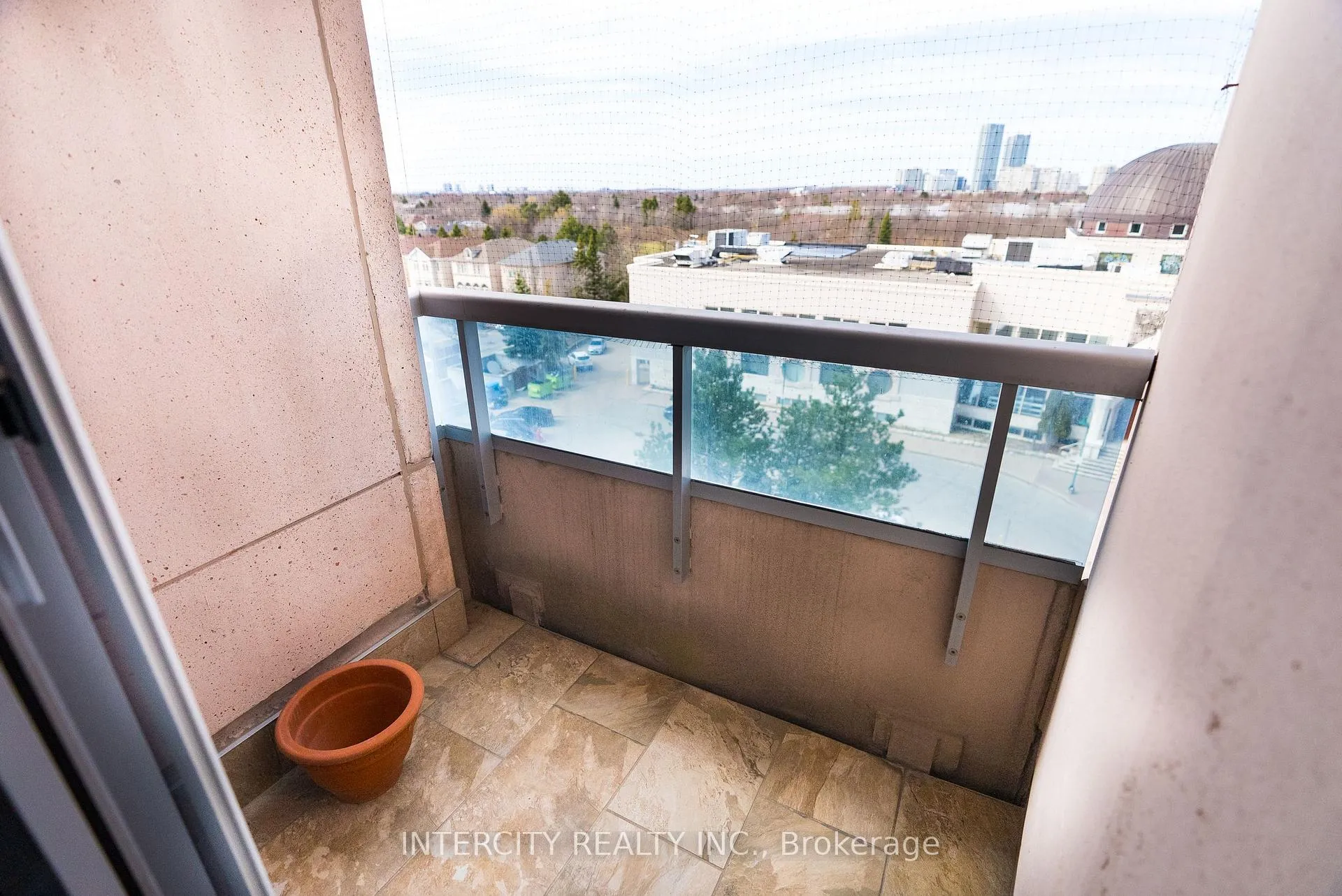 Photo 25 of Unit 607, 1 Cordoba Drive, Vaughan, Lakeview Estates — HOMEH