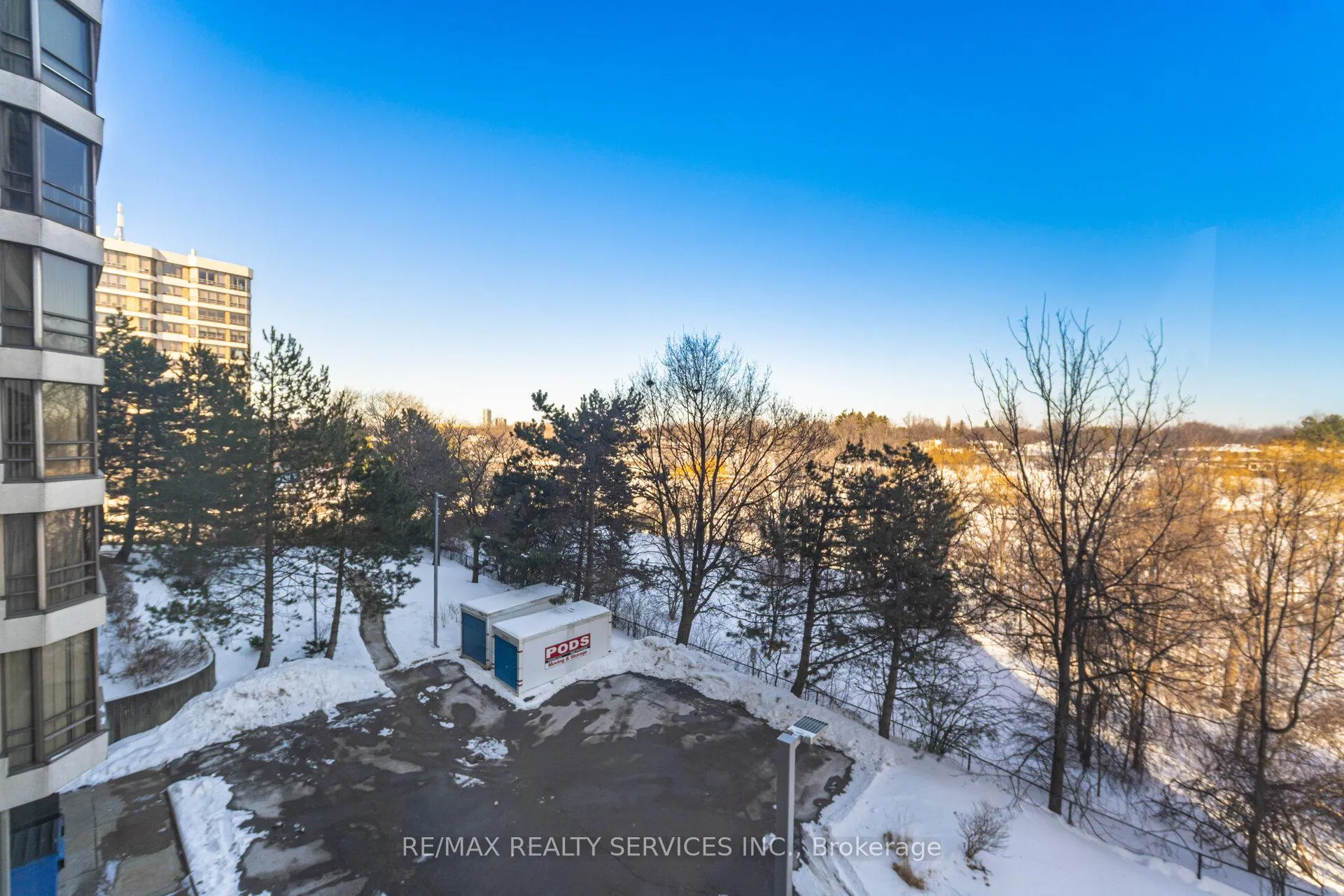Photo 32 of Unit 302, 320 Mill Street S, Brampton, Brampton South — HOMEH