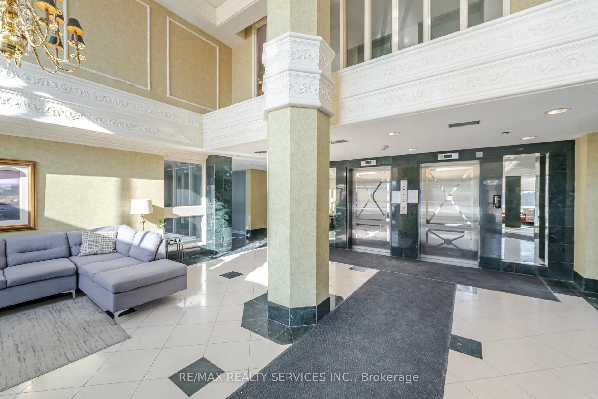 Photo 34 of Unit 302, 320 Mill Street S, Brampton, Brampton South — HOMEH