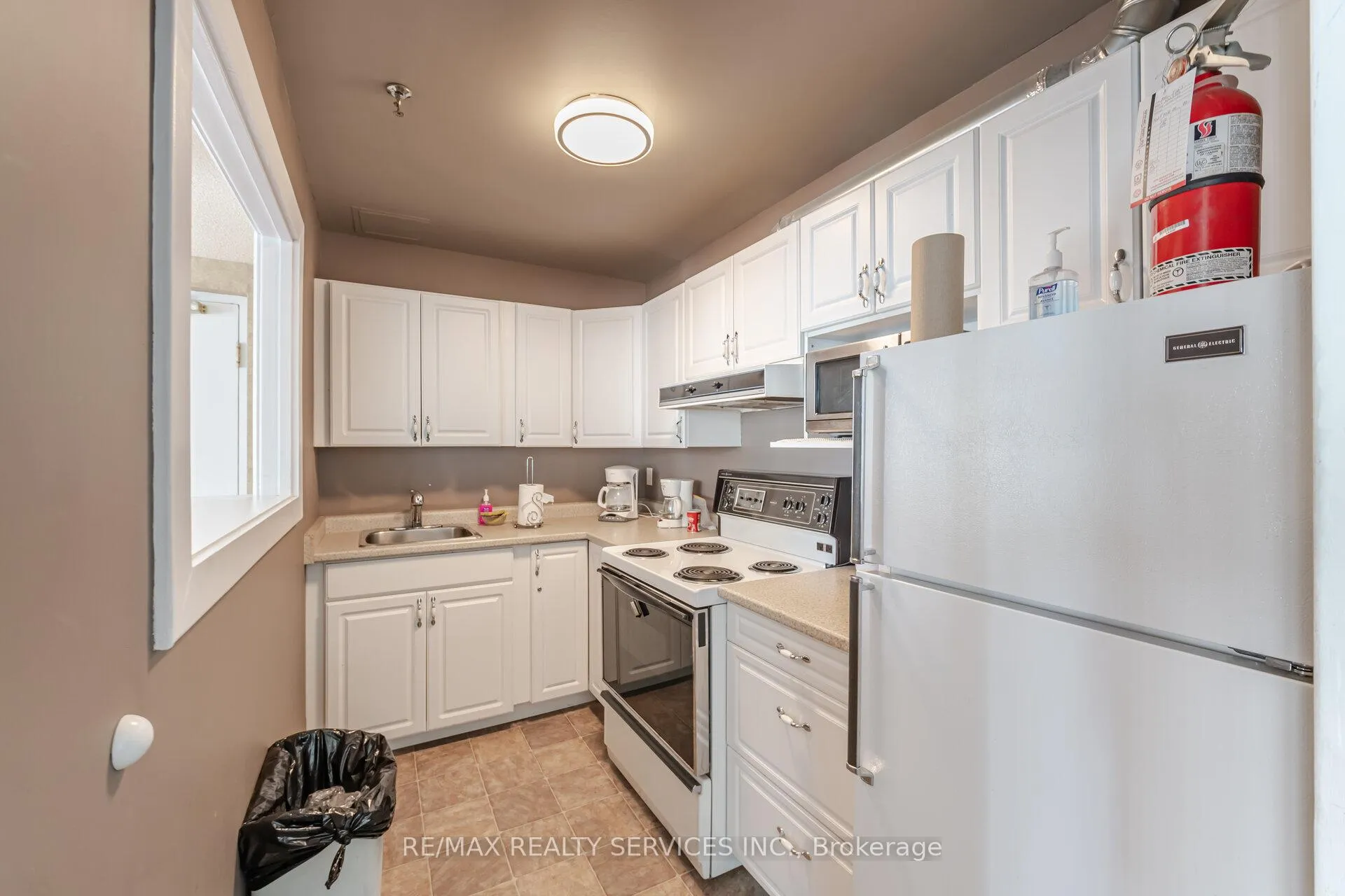 Photo 46 of Unit 302, 320 Mill Street S, Brampton, Brampton South — HOMEH