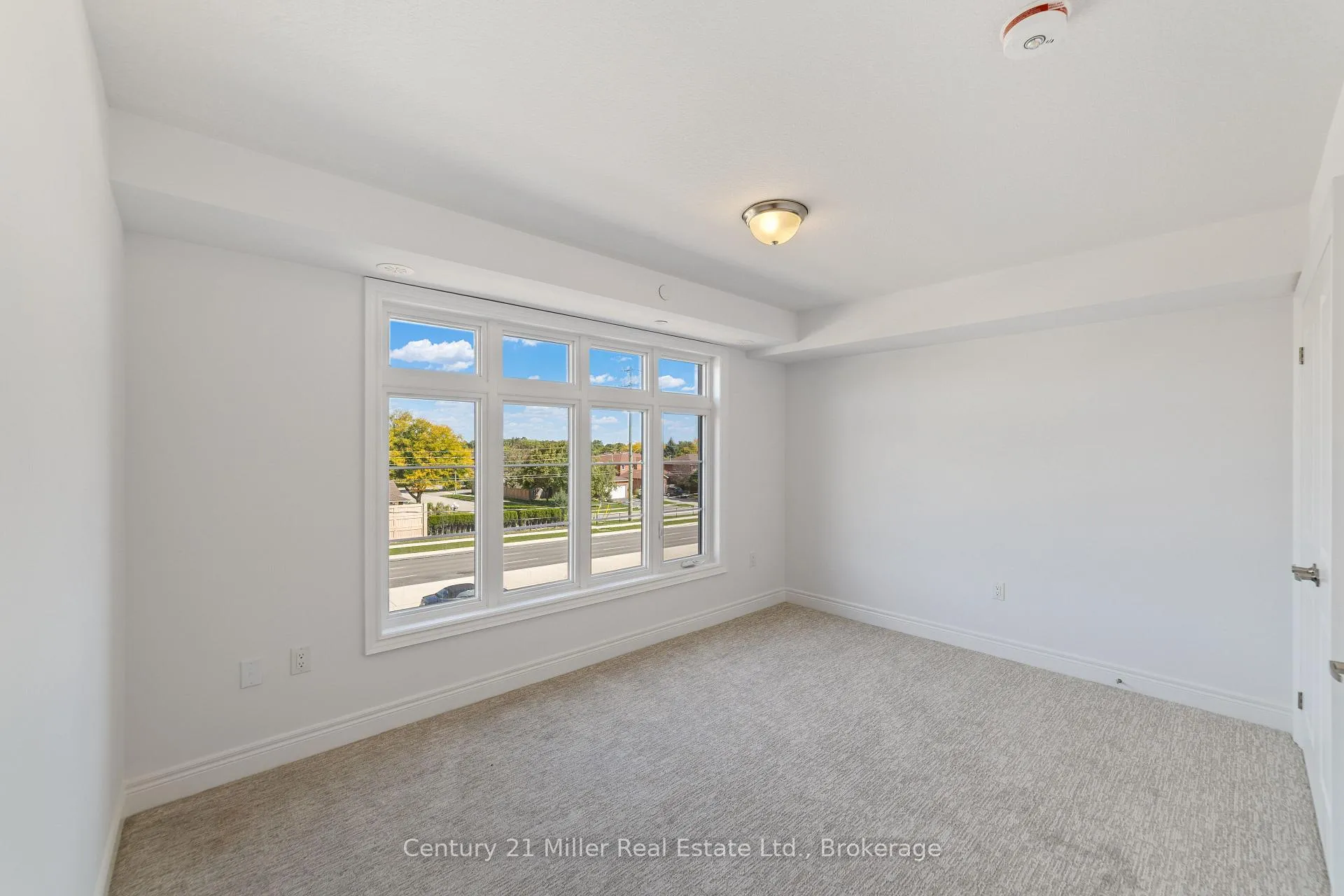 Photo 17 of Unit 56, 2150 Trafalgar Road, Oakville, River Oaks — HOMEH