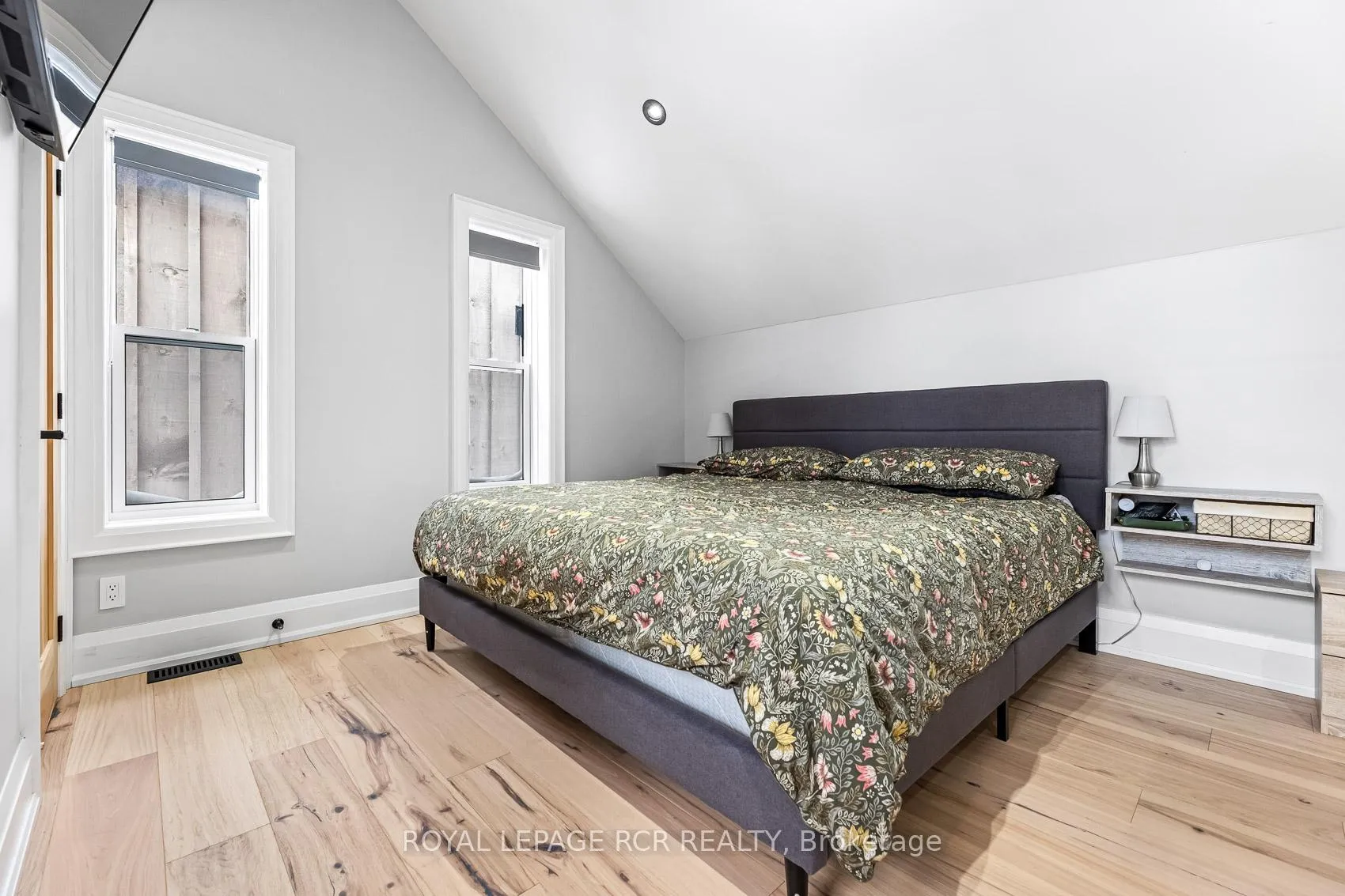 Photo 17 of 302 Main Street E, Shelburne — HOMEH