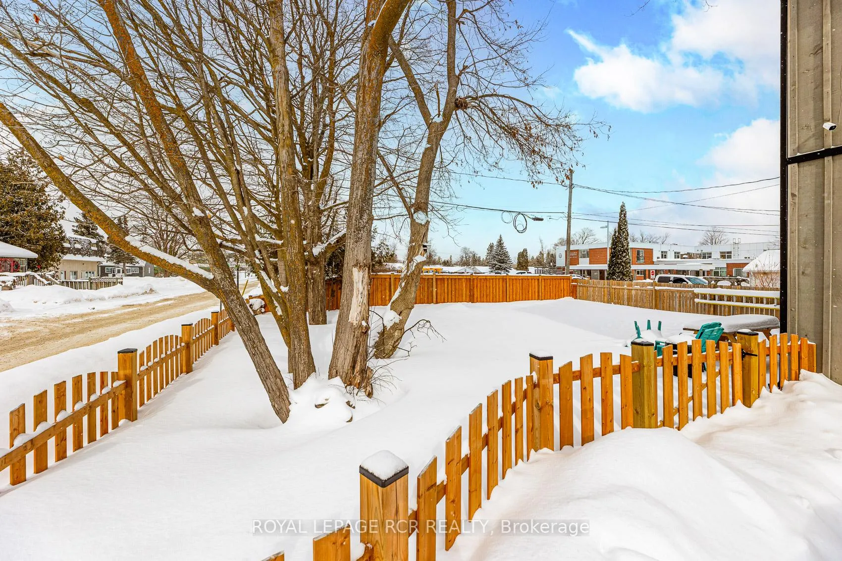 Photo 31 of 302 Main Street E, Shelburne — HOMEH