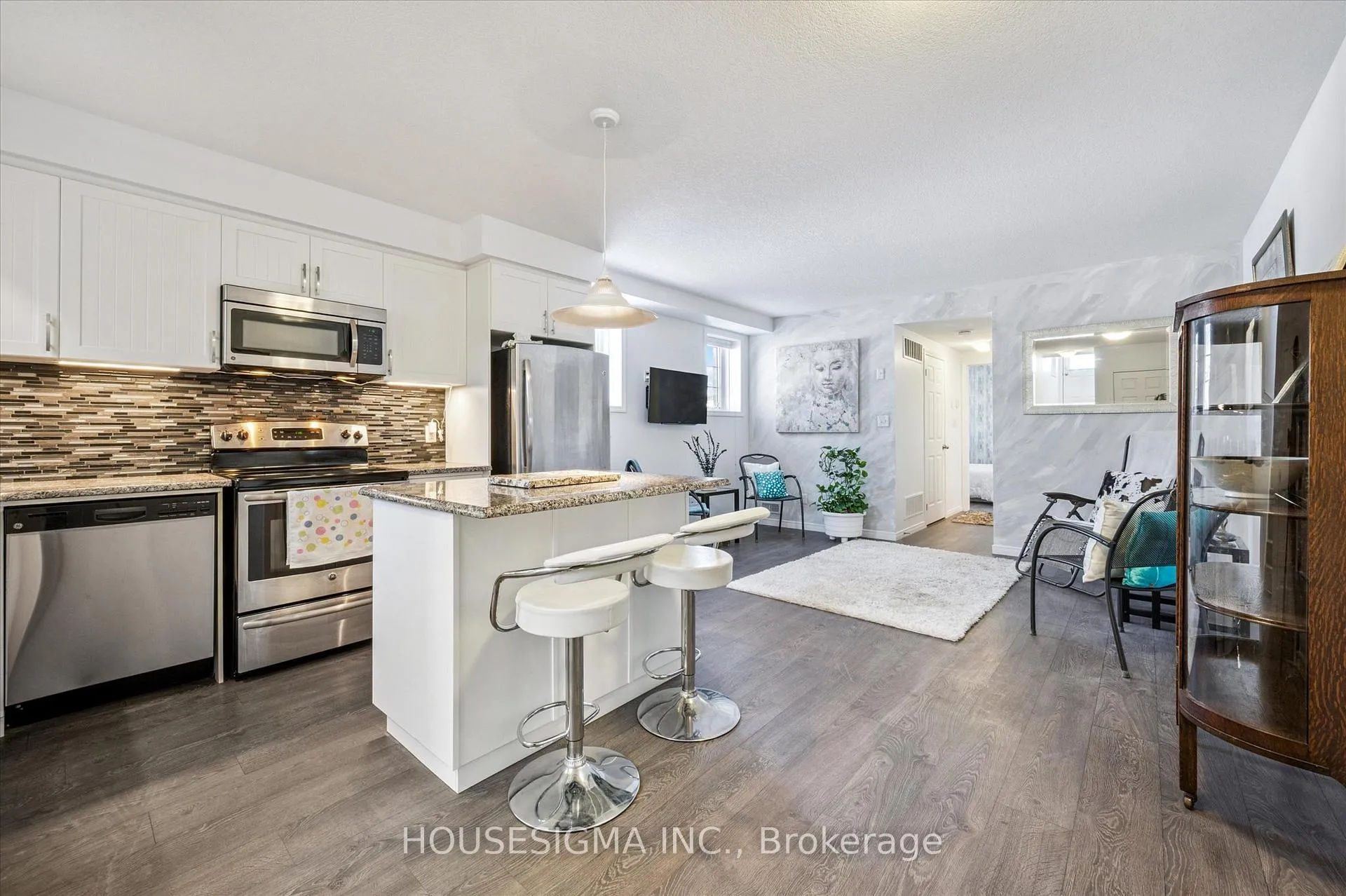 Photo 5 of Unit 1A, 388 Old Huron Road, Kitchener — HOMEH