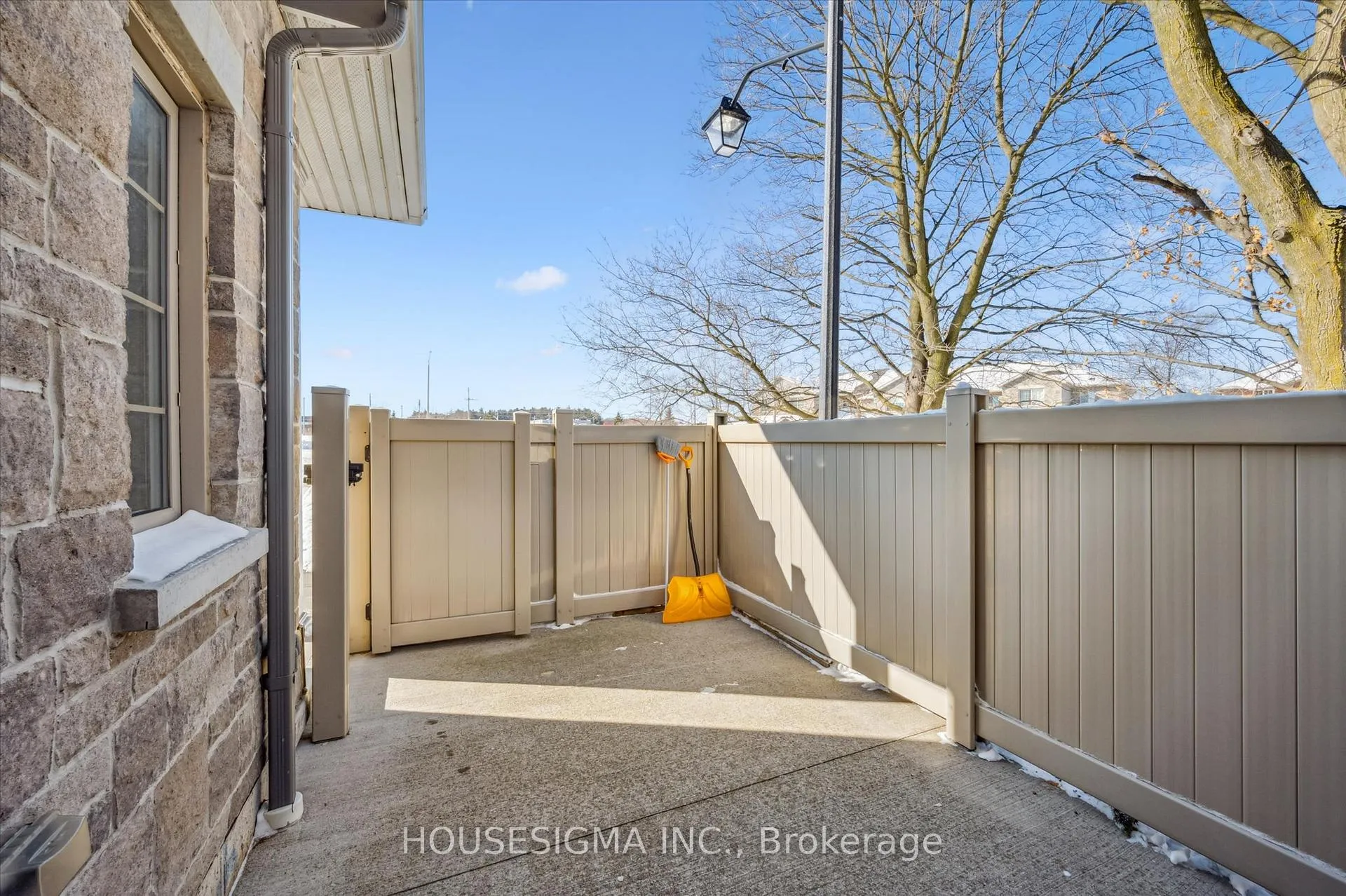 Photo 18 of Unit 1A, 388 Old Huron Road, Kitchener — HOMEH