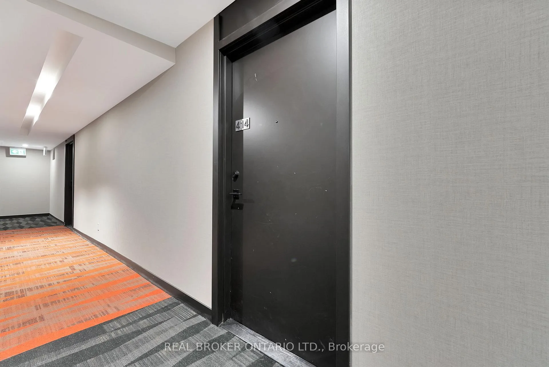 Photo 2 of Unit 414C, 38 Simcoe Promenade, Markham, Unionville — HOMEH