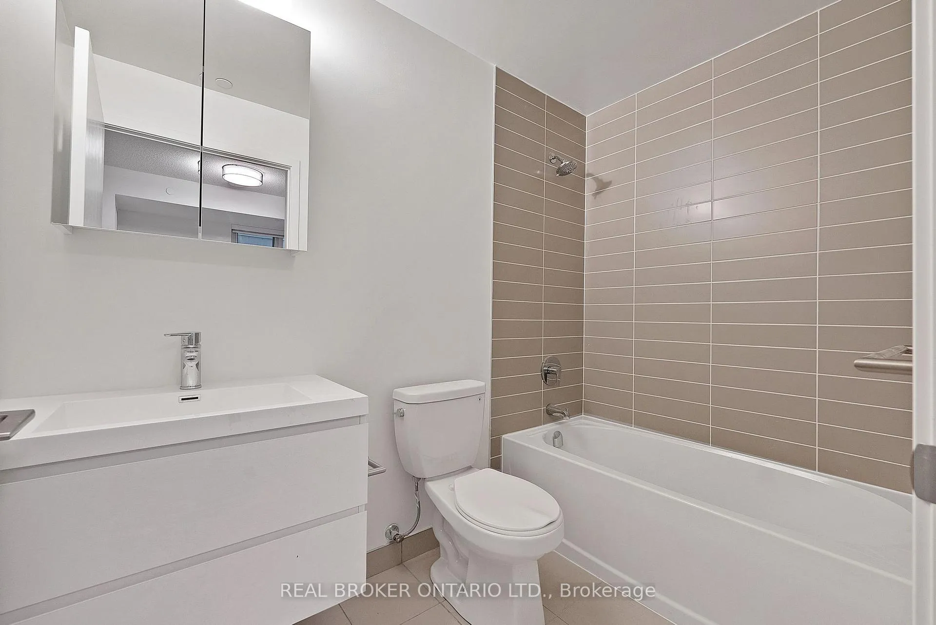 Photo 22 of Unit 414C, 38 Simcoe Promenade, Markham, Unionville — HOMEH